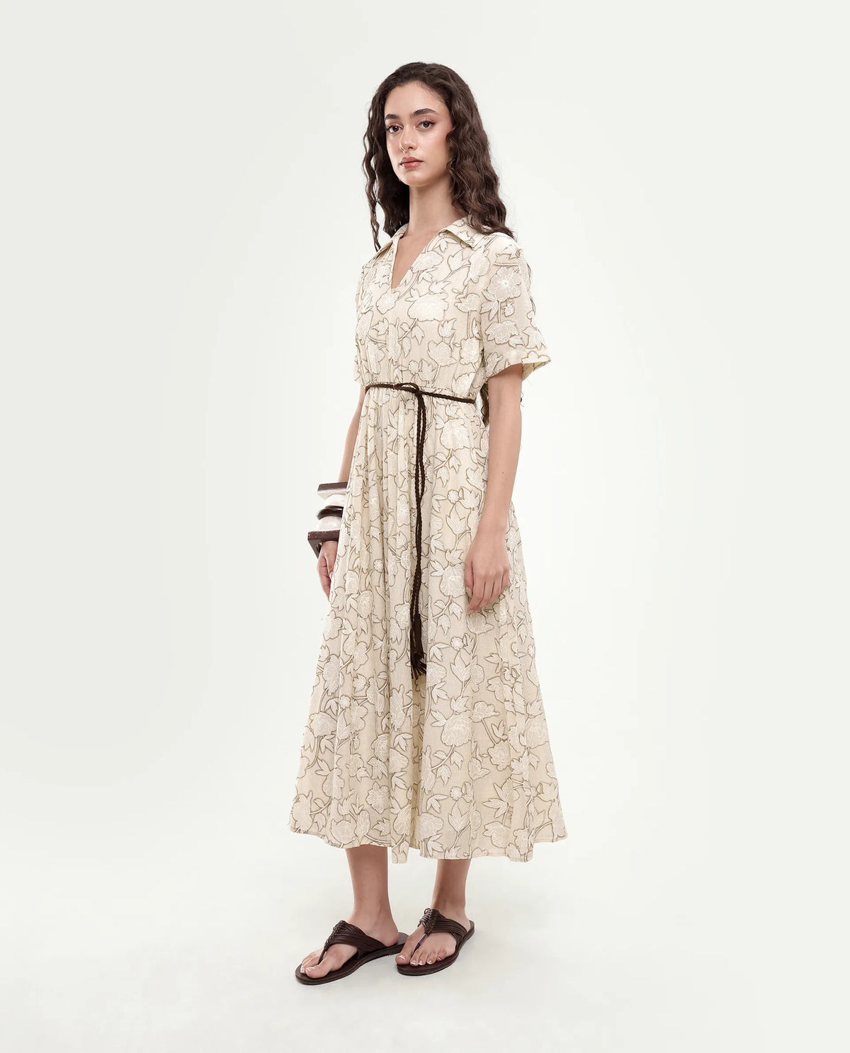 Rareism Women's Yetto Off White Viscose Blend Elastic Fit And Flare Puff Print Dress