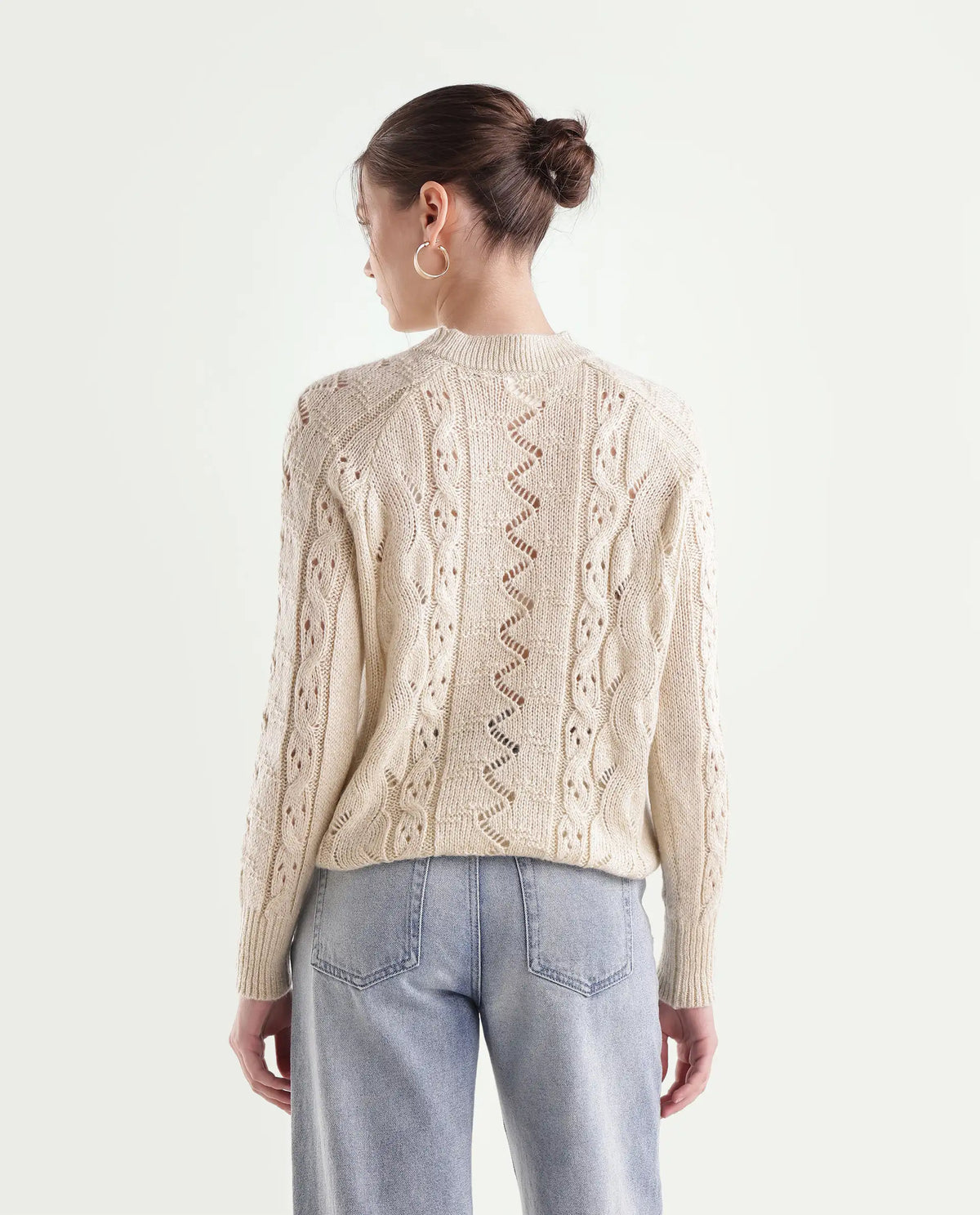 Rareism Women's Lonu Off White Acrylic Blend Pull-On Relaxed Fit Plain Sweater