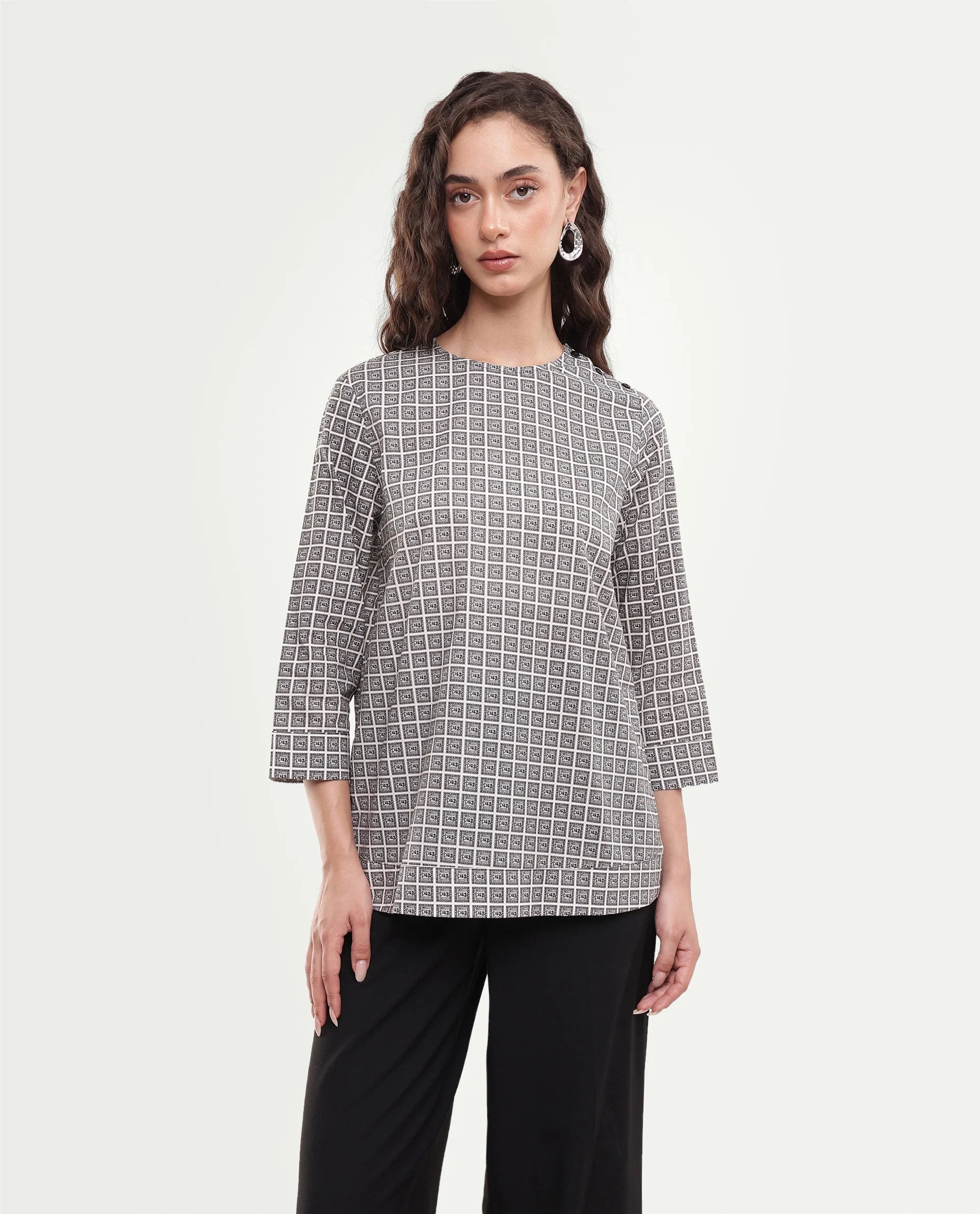 Rareism Women's Mahj Beige Geometric Cotton A-Line Three Quarter Sleeve Top