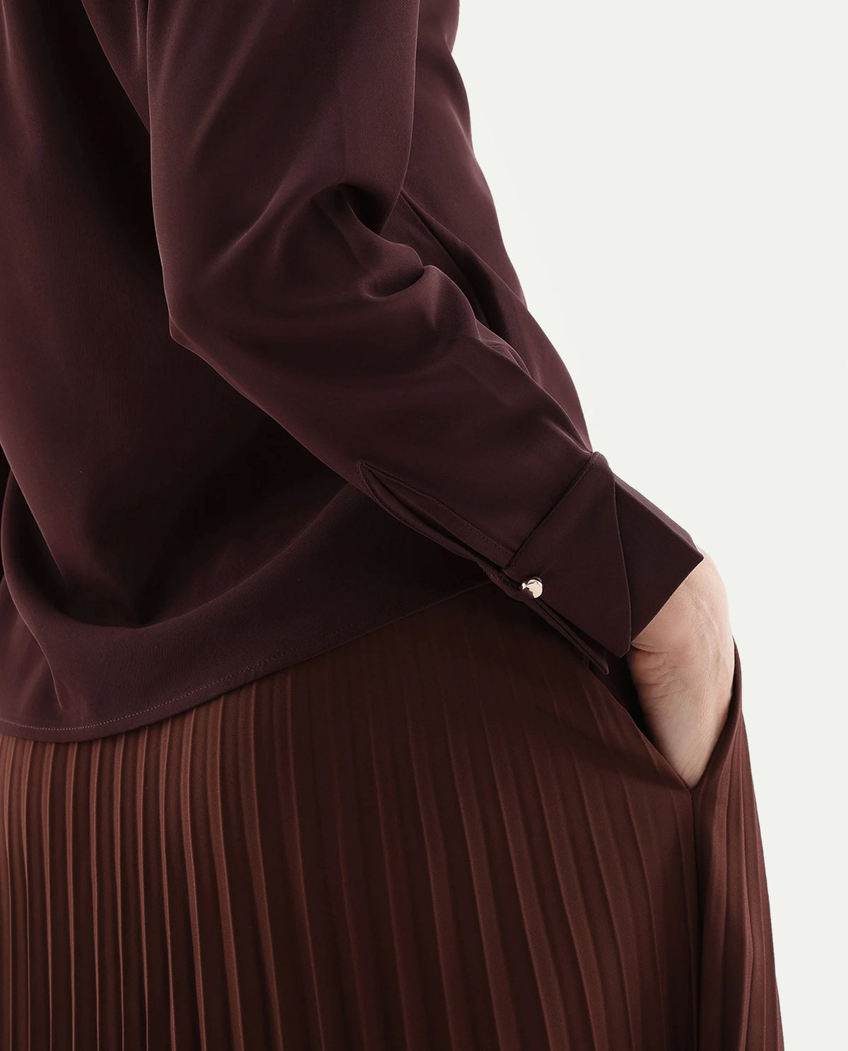 Rareism Women's Qansu-T Primary Brown Polyester Spread Collar Wrap Plain Top