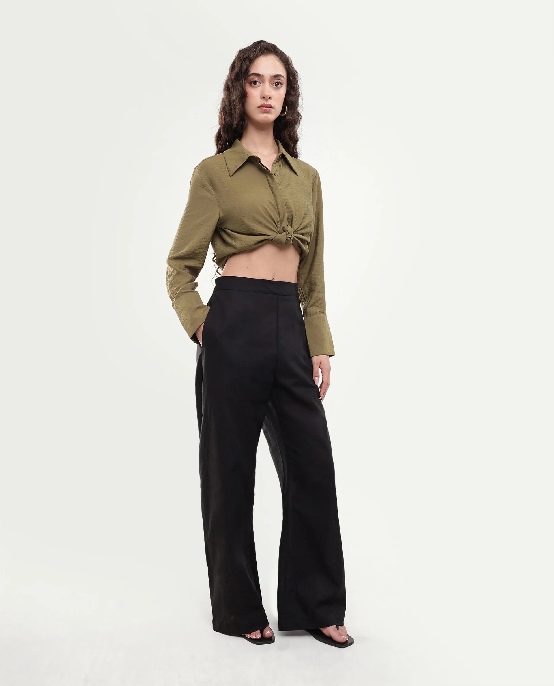 Rareism Women's Mong Black Plain Linen Blend Barrel Regular Trouser