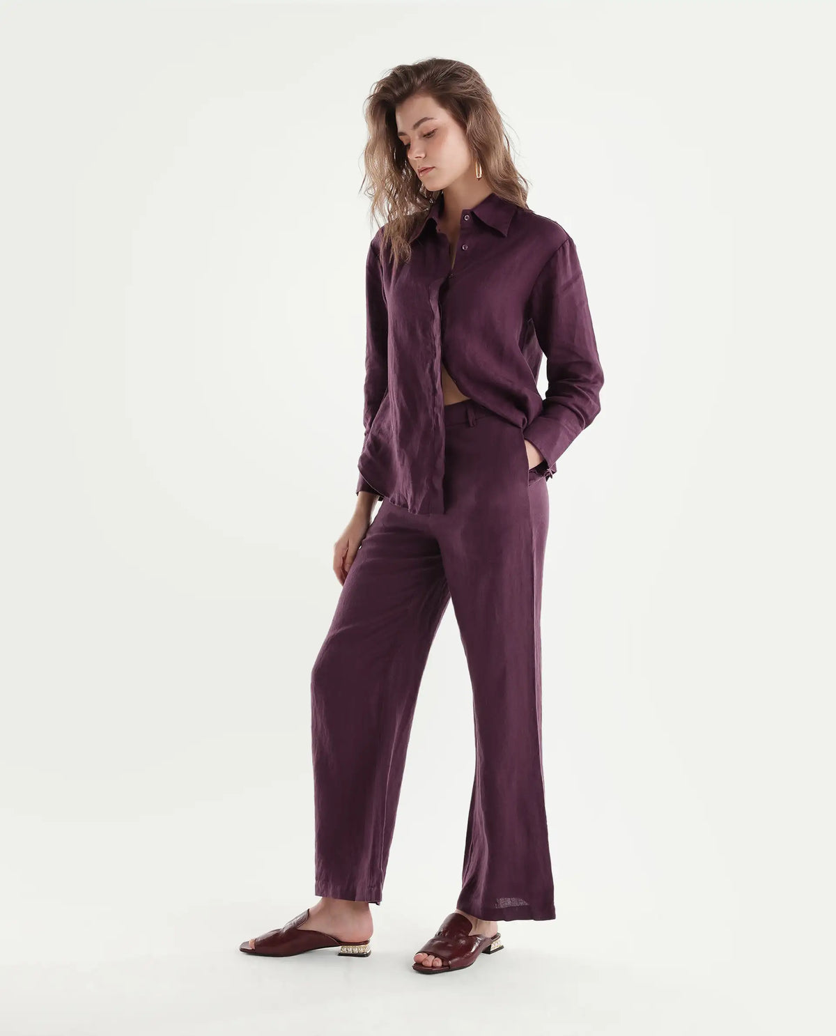 Rareism Women's Rubon-B Dusky Maroon 100% Linen Wide Leg Plain Trouser