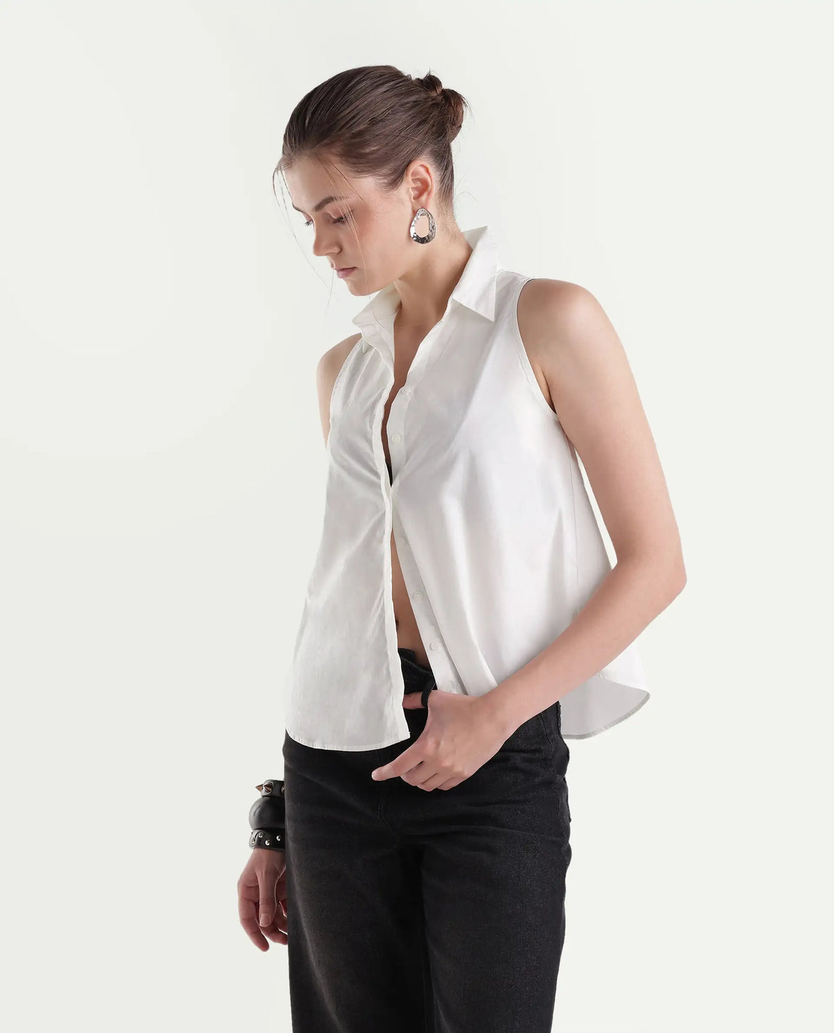 Rareism Women's Thebe Light White Cotton Spread Collar Regular Plain Shirt