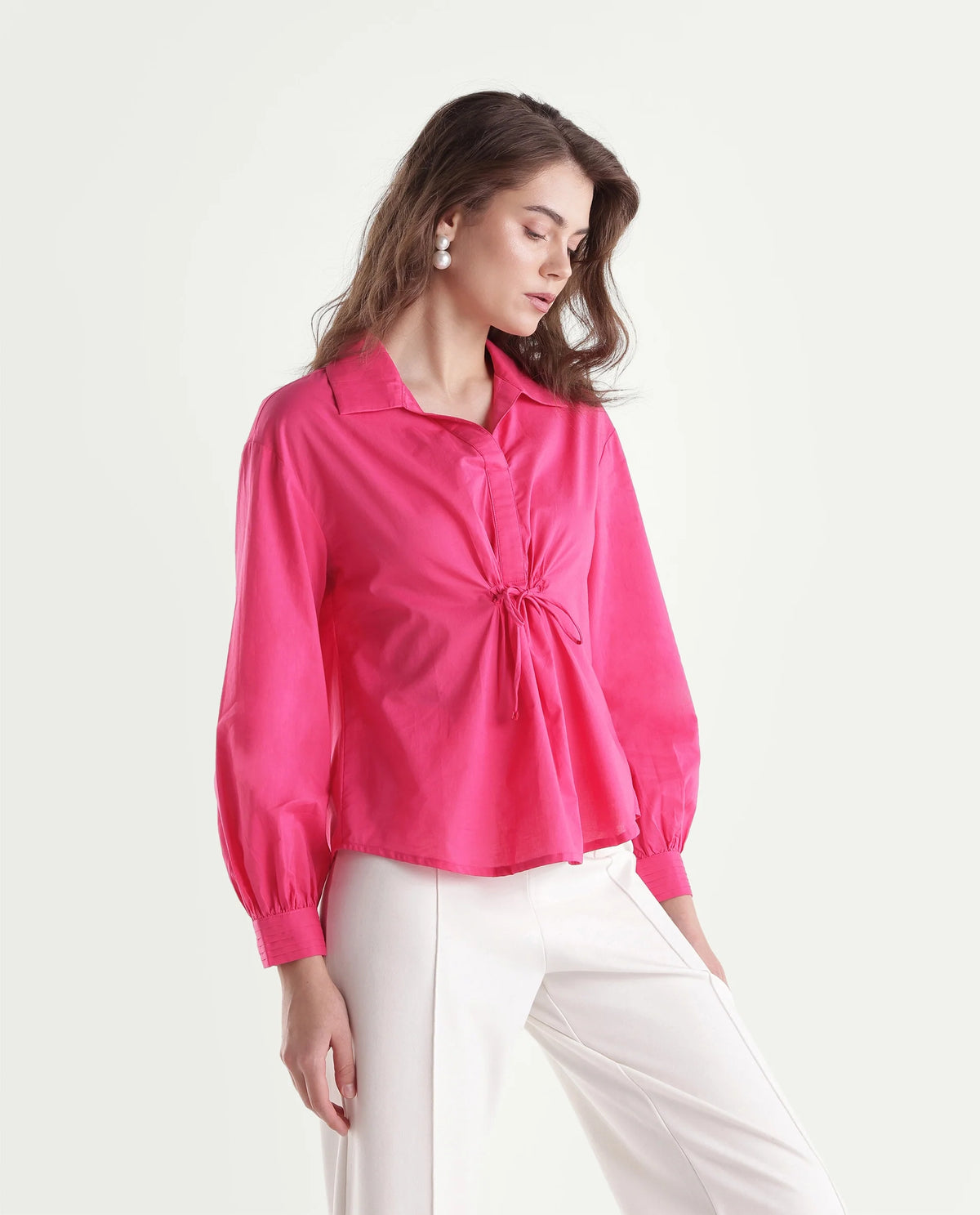Rareism Women's Somhurs Mid Pink Cotton Spread Collar Pull-On Relaxed Plain Top