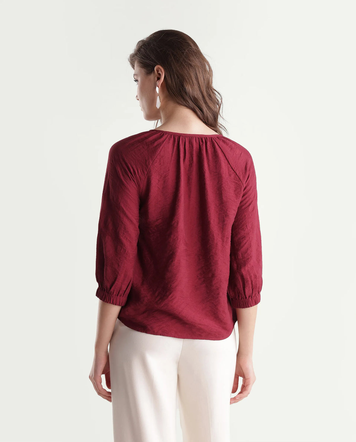 Rareism Women's Bessy Maroon Viscose Blend V-Neck Bodycon Jacquard Top