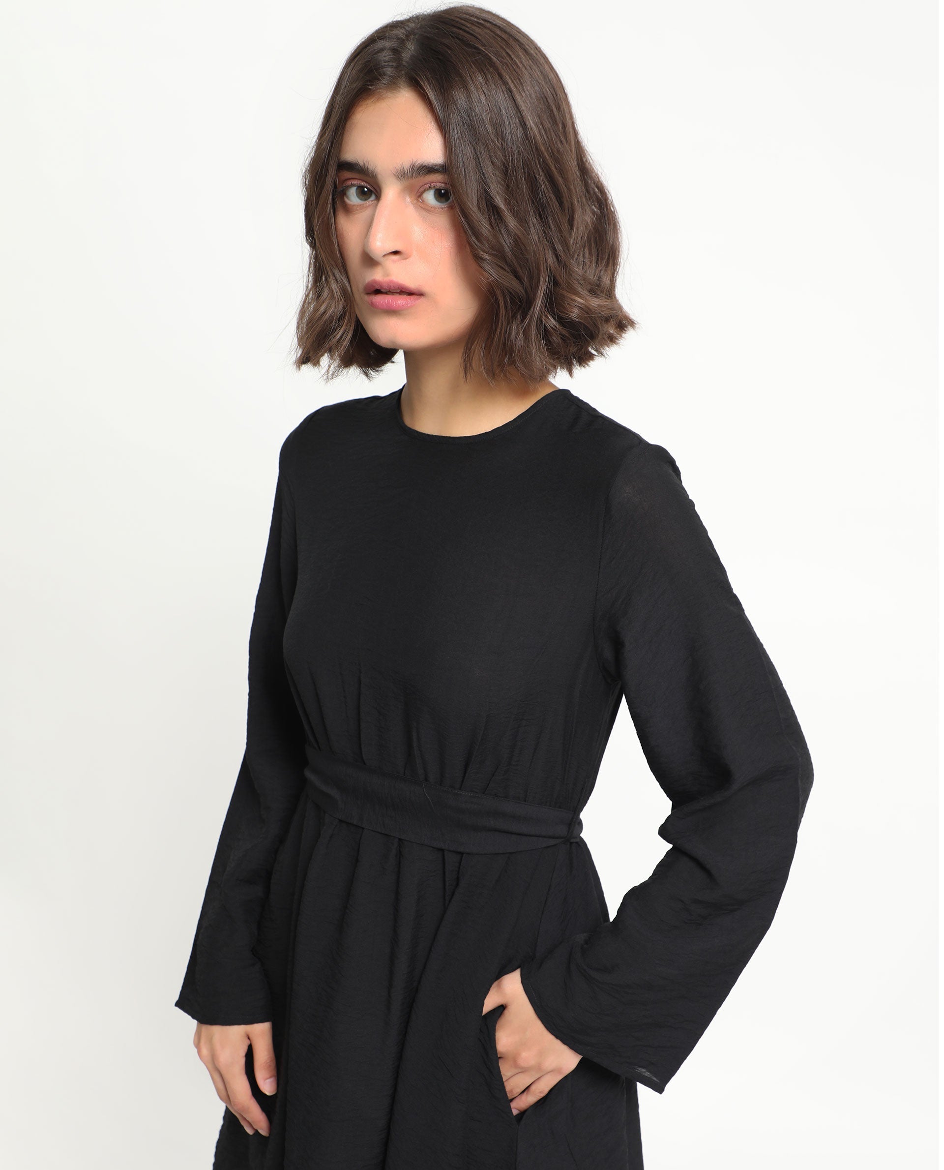 Rareism Women's Sahar Black Viscose Blend Crew Neck Plain Raglan Sleeve Knee Length Fit And Flare Dress