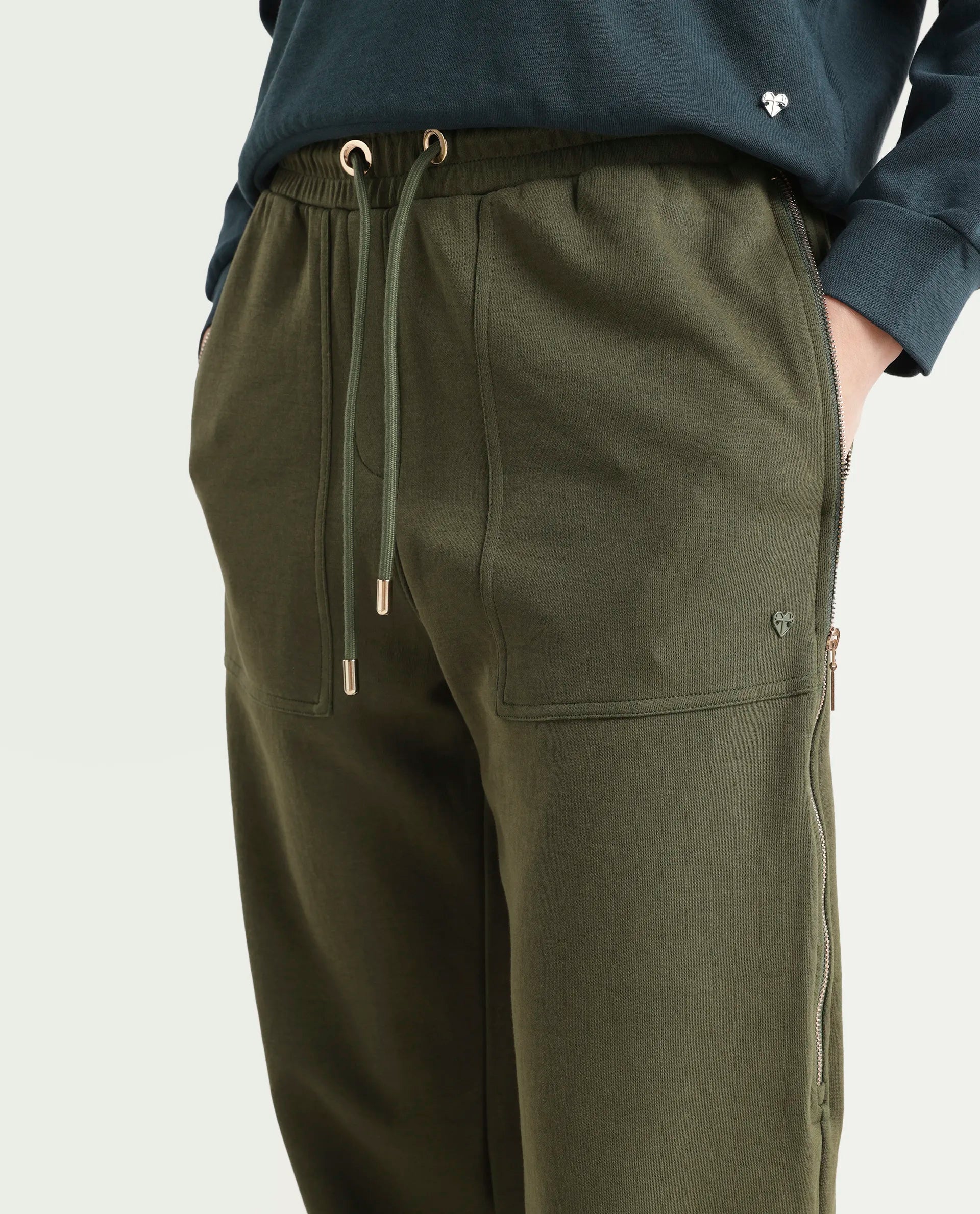 Rareism Women's Saints Olive Cotton Blend Plain Ankle Length Regular Fit Track Pant