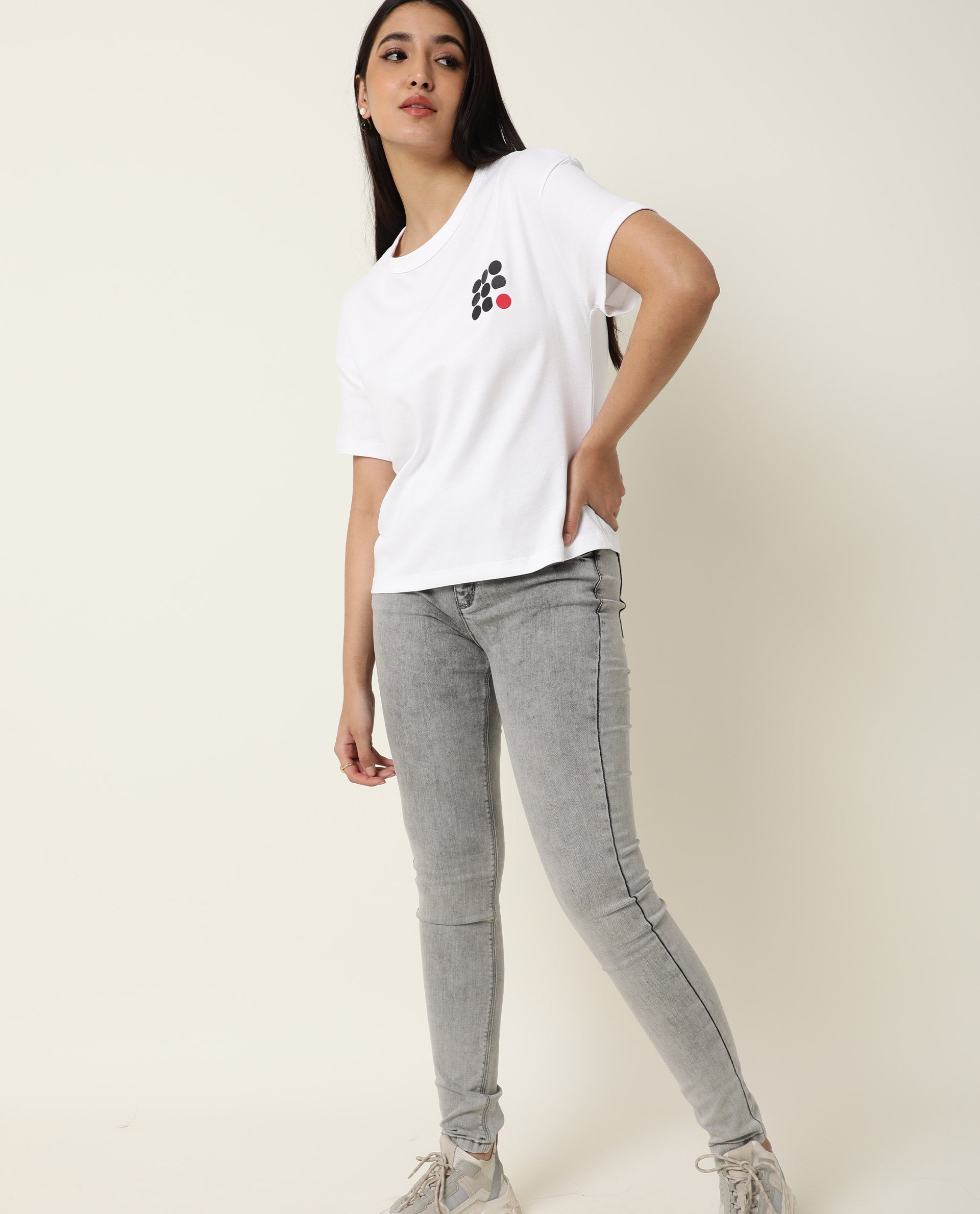 Rareism Women Sake White Cotton Fabric Regular Fit Half Sleeves Color Blocked Crew Neck T-Shirt