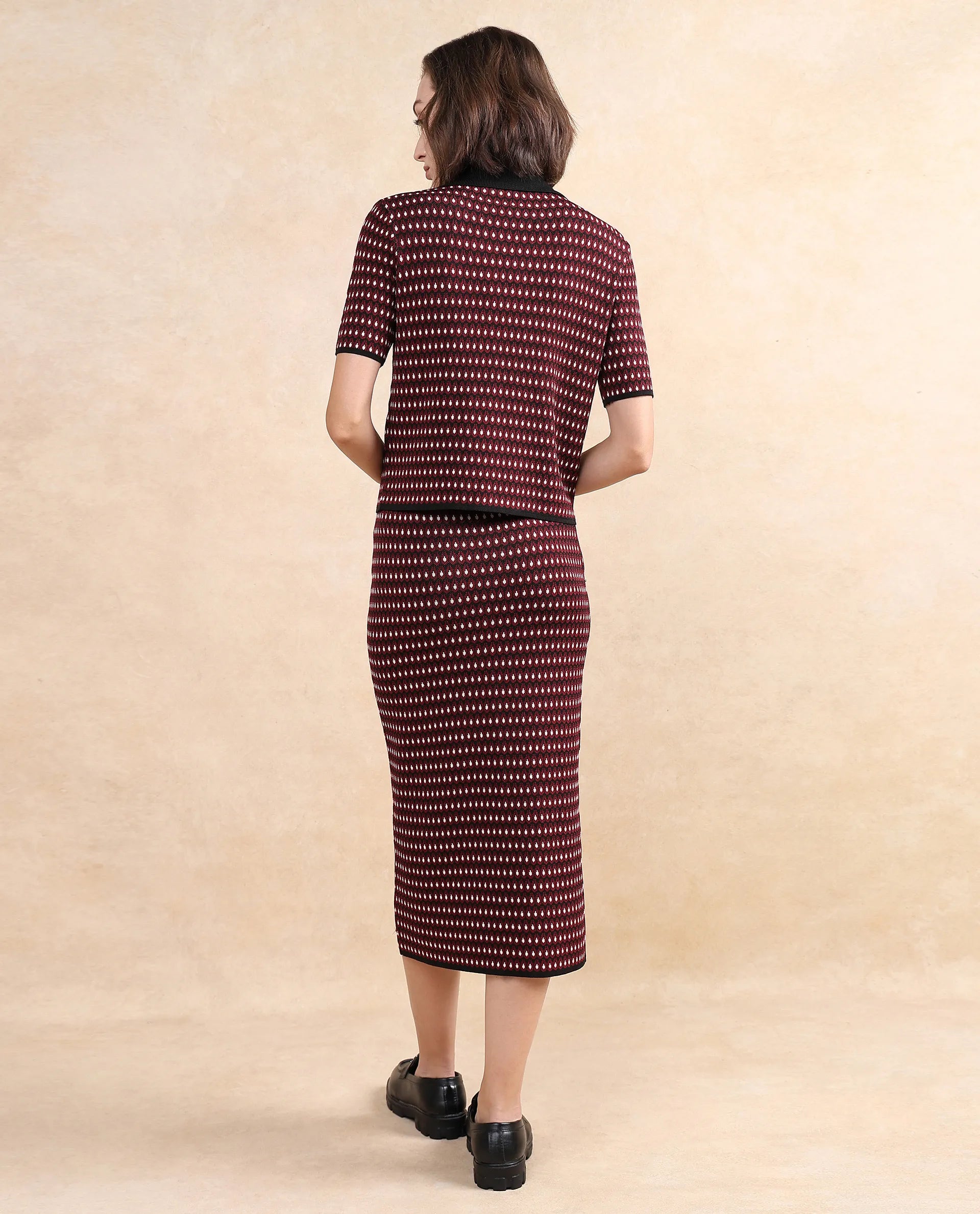 Rareism Women Sanayi T Maroon Relaxed Fit Printed Top