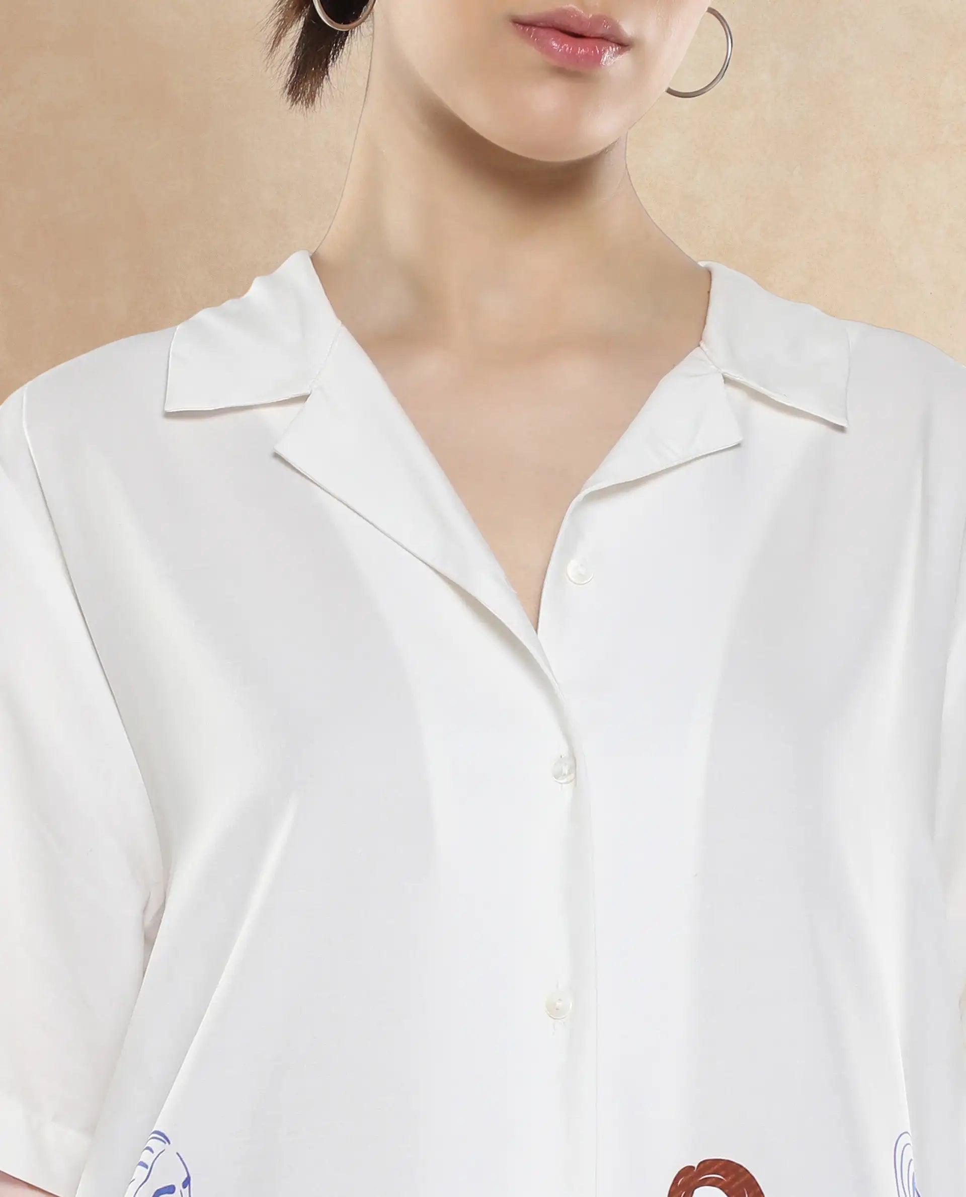 Rareism Women's Sandy Off White Viscose Spread Collar Abstract Print Relaxed Fit Top