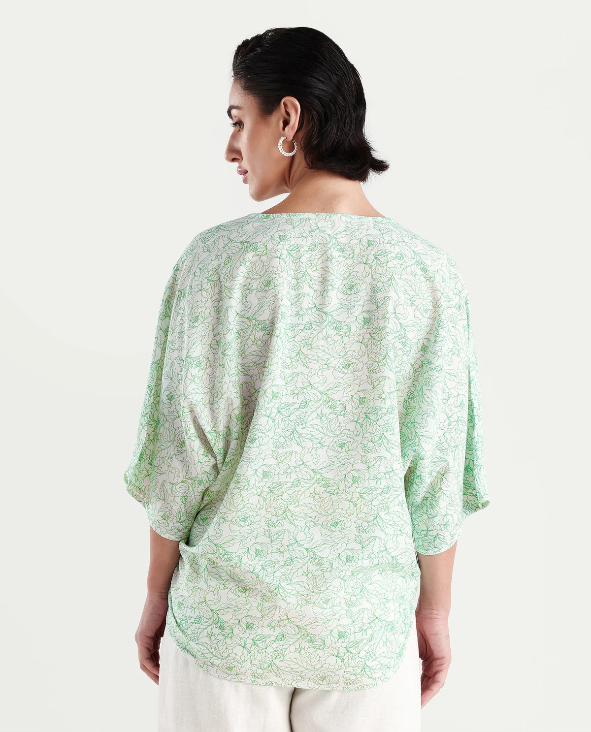 Rareism Women's Sepio-T Light Green Viscose V-Neck Floral Print Extended Sleeves Relaxed Fit Top
