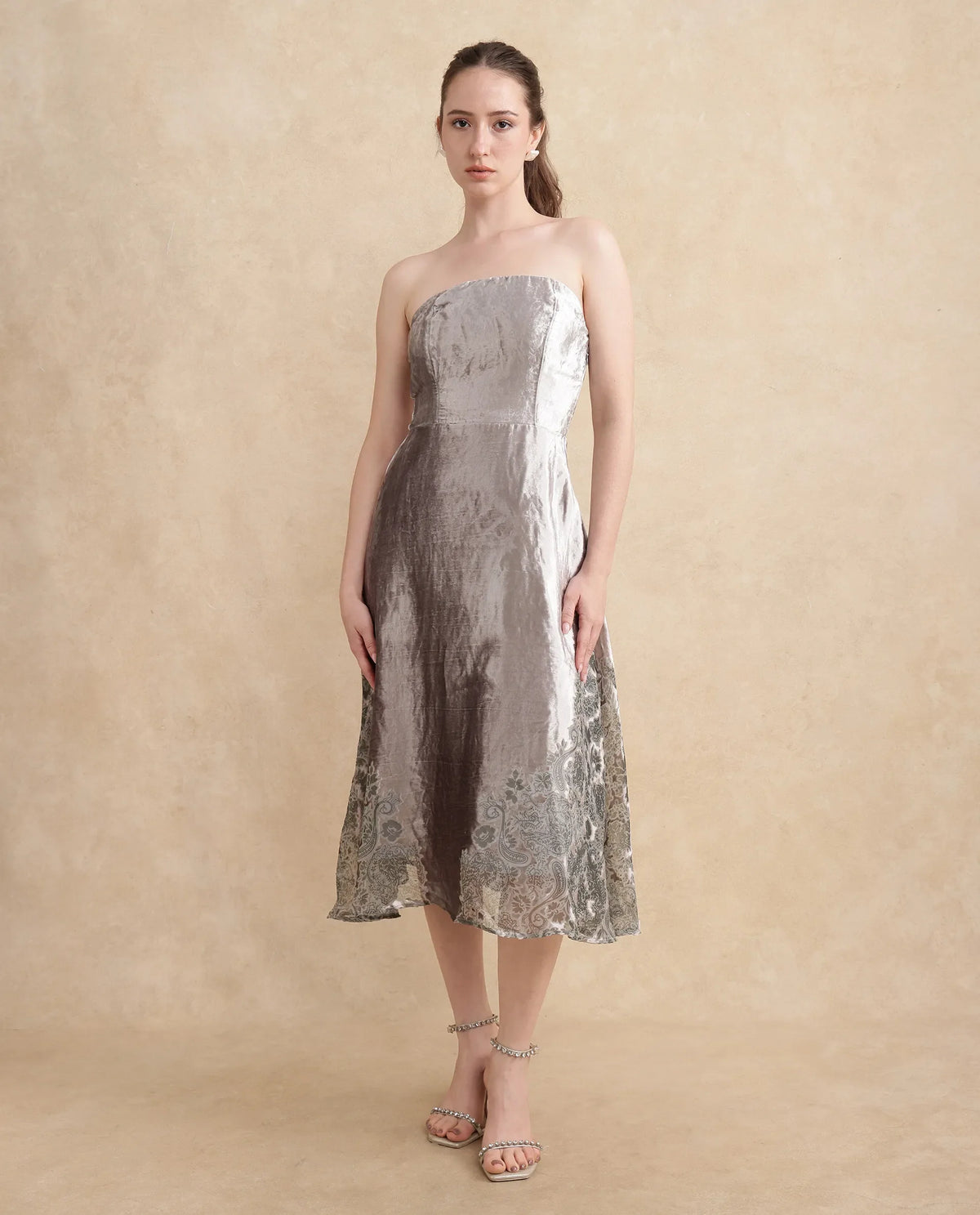 Rareism Women Seson Light Silver Tube Neck Zipper Closure Fit And Flare Midi Abstract Print Dress