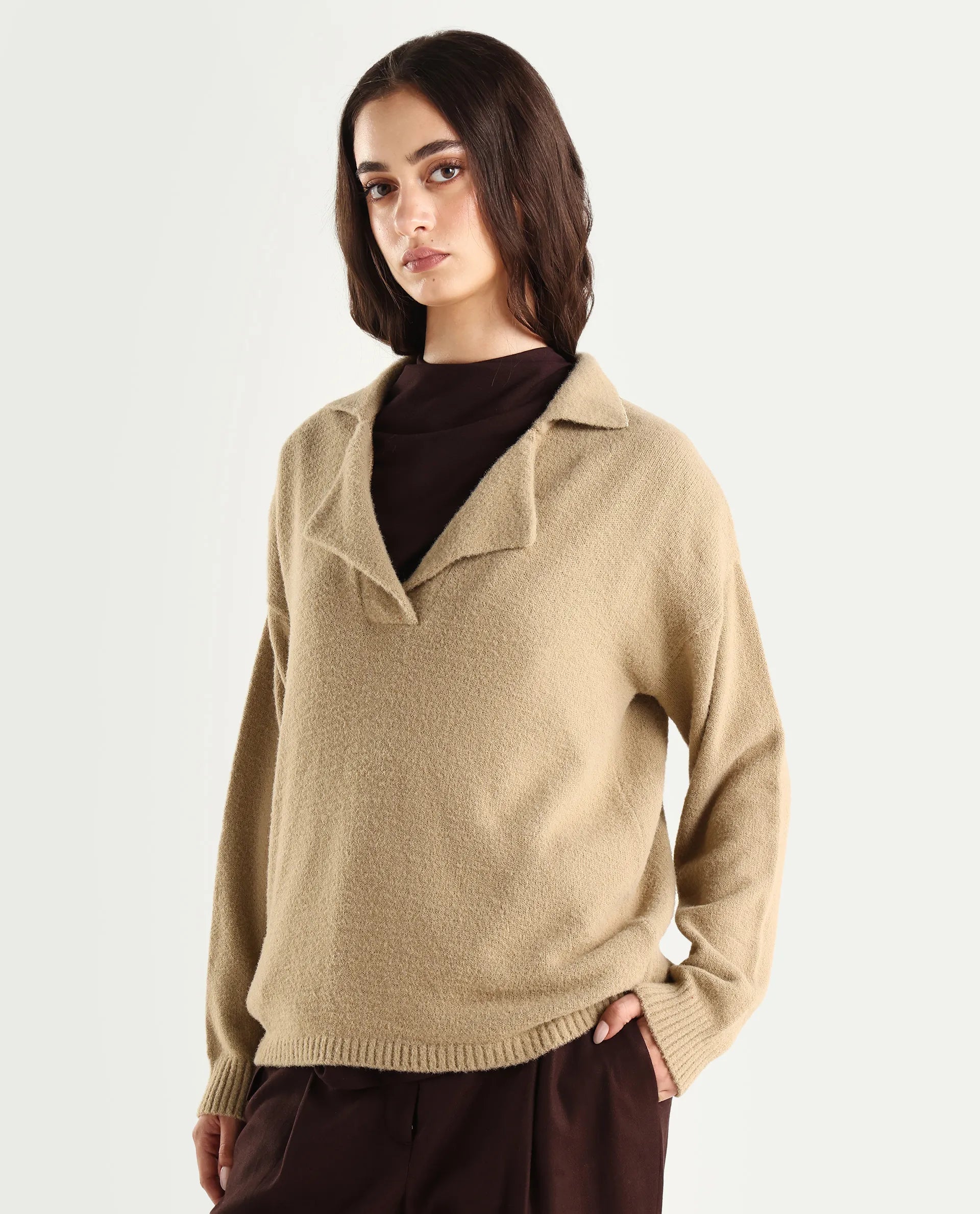 Rareism Women's Sirnako Light Beige Acrylic Spread Collar Relaxed Fit Plain Sweater