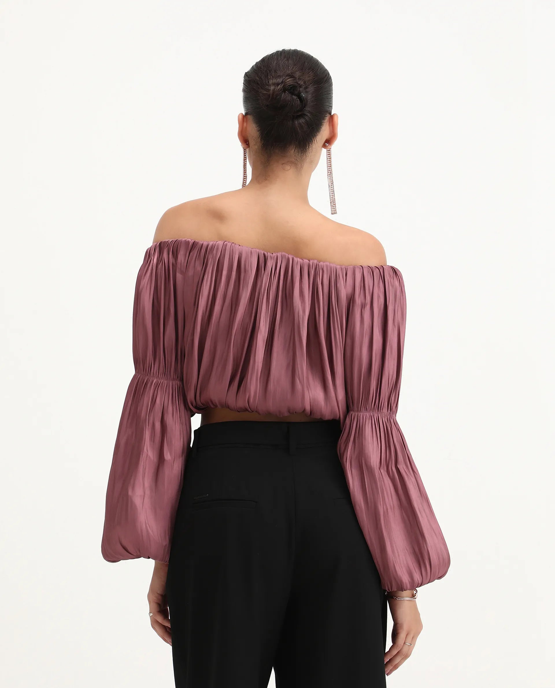 Rareism Women's Somhu Pink Polyester Off Shoulder Plain Fashion Sleeve Crop Fitted Top