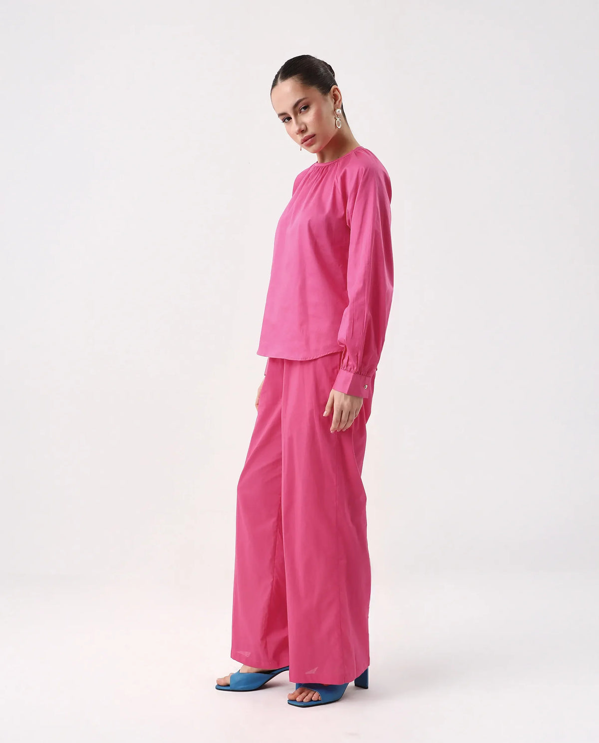 Rareism Women's Somhur B Pink Viscose Blend Plain Ankle Length Straight Fit Trouser