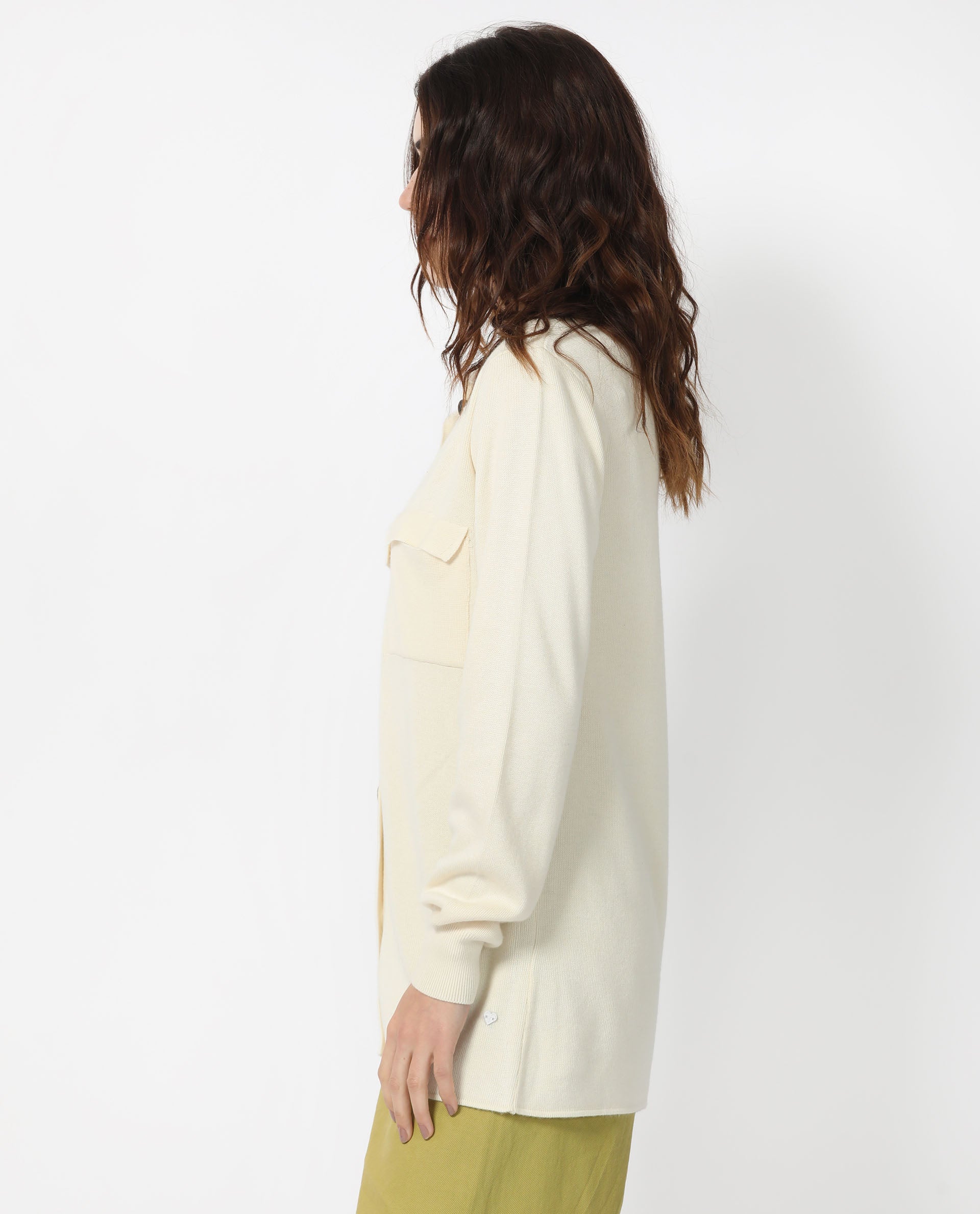 Rareism Women's Telkon Off White Viscose Spread Collar Plain Regular Fit Sweater