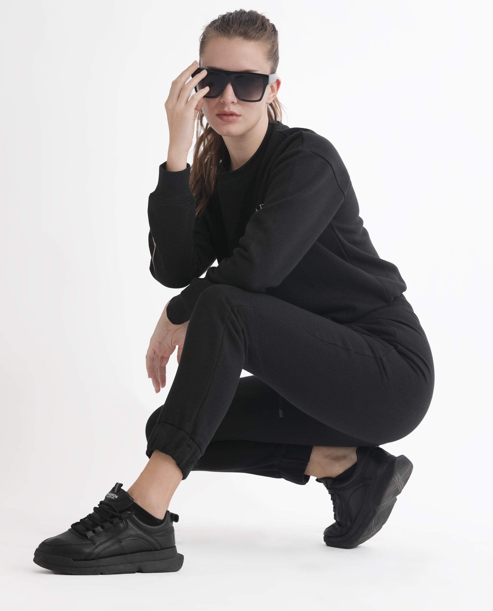 Rareism Women's Terac F Black Polyester Blend Plain Ankle Length Regular Fit Track Pant