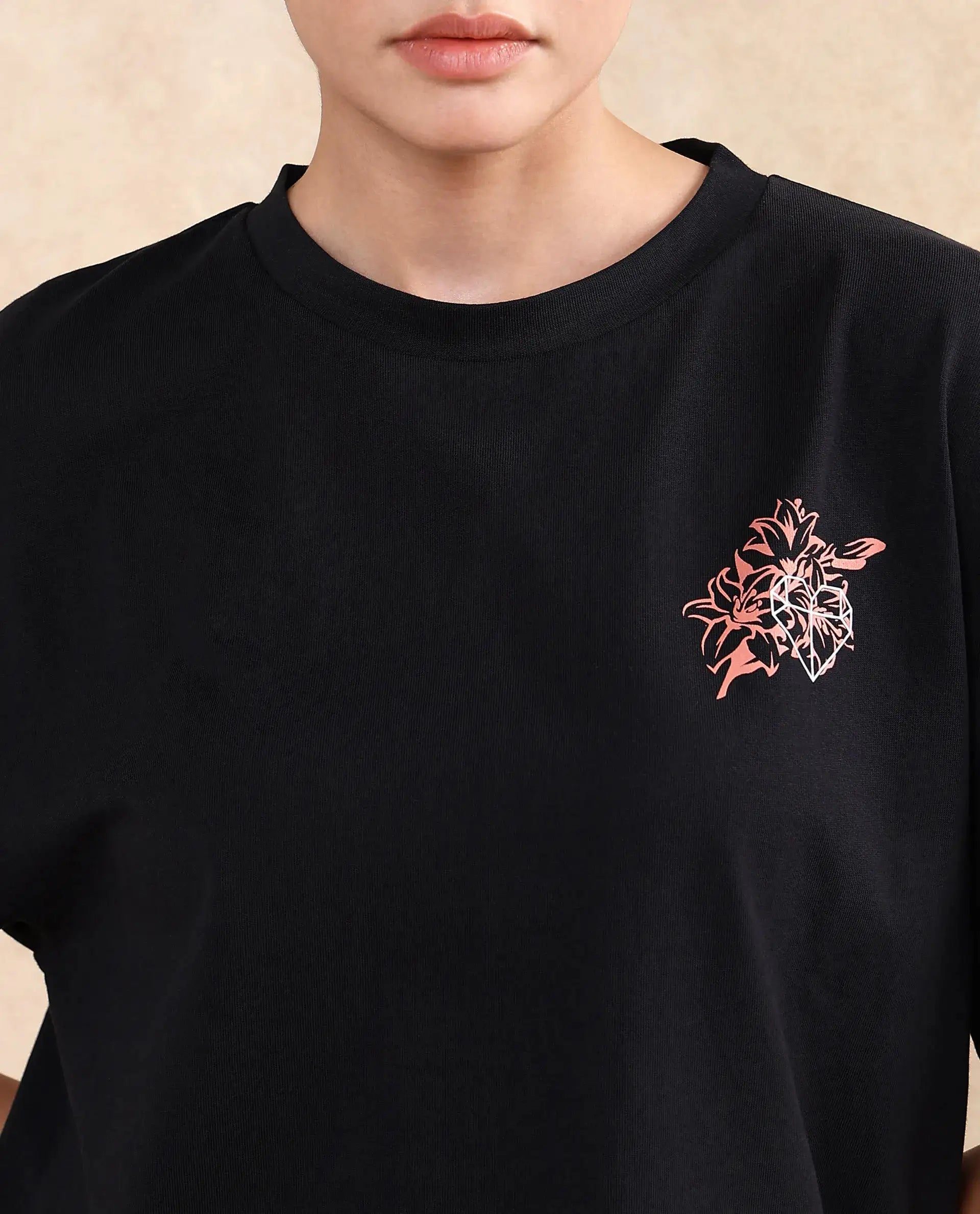 Rareism Women's Trill Black Cotton Crew Neck Graphic Print Oversized T-Shirt