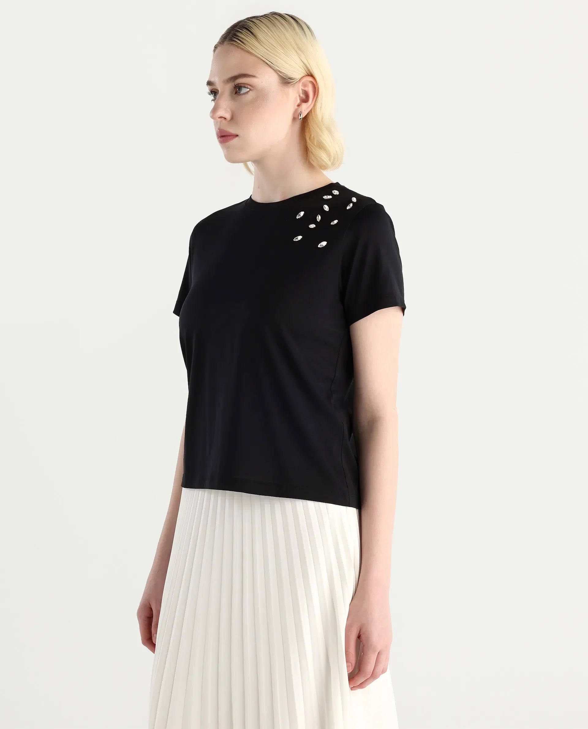 Rareism Women's Twen Black Cotton Crew Neck Regular Fit Printed T-Shirt