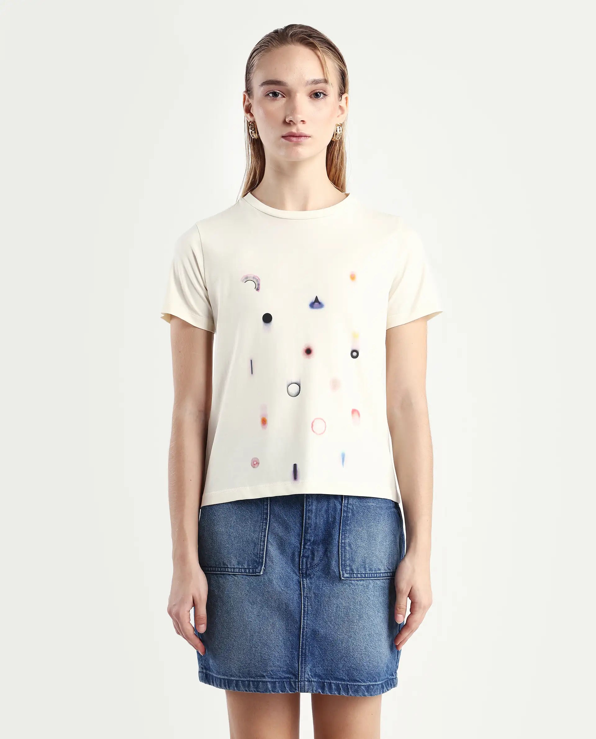 Rareism Women's Tye Off White Cotton Blend Crew Neck Regular Fit T-Shirt