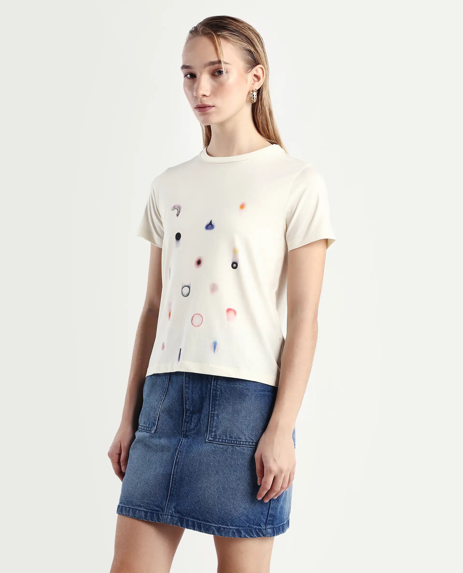 Rareism Women's Tye Off White Cotton Blend Crew Neck Regular Fit T-Shirt