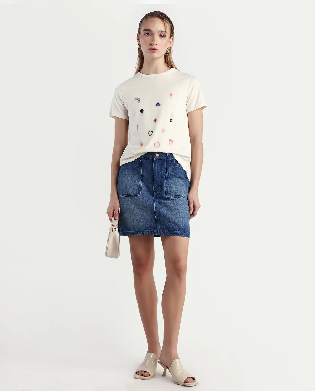 Rareism Women's Tye Off White Cotton Blend Crew Neck Regular Fit T-Shirt