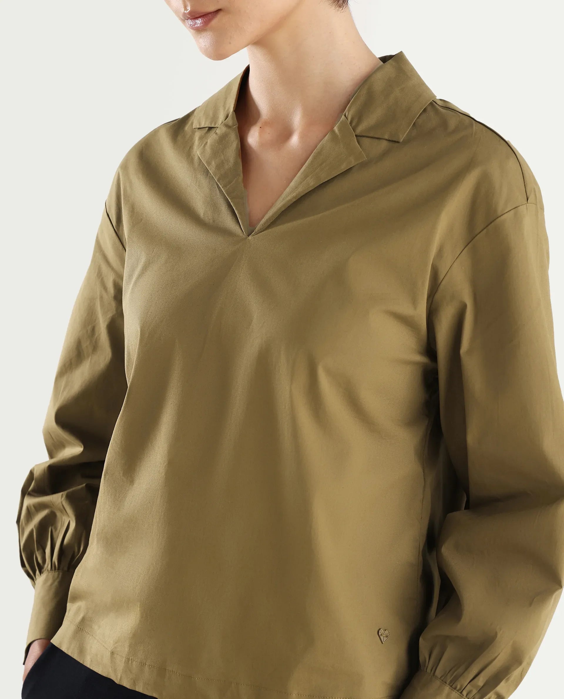 Rareism Women's Uono Light Brown Cotton Blend Lapel Neck Plain Cuffed Sleeve Regular Fit Top