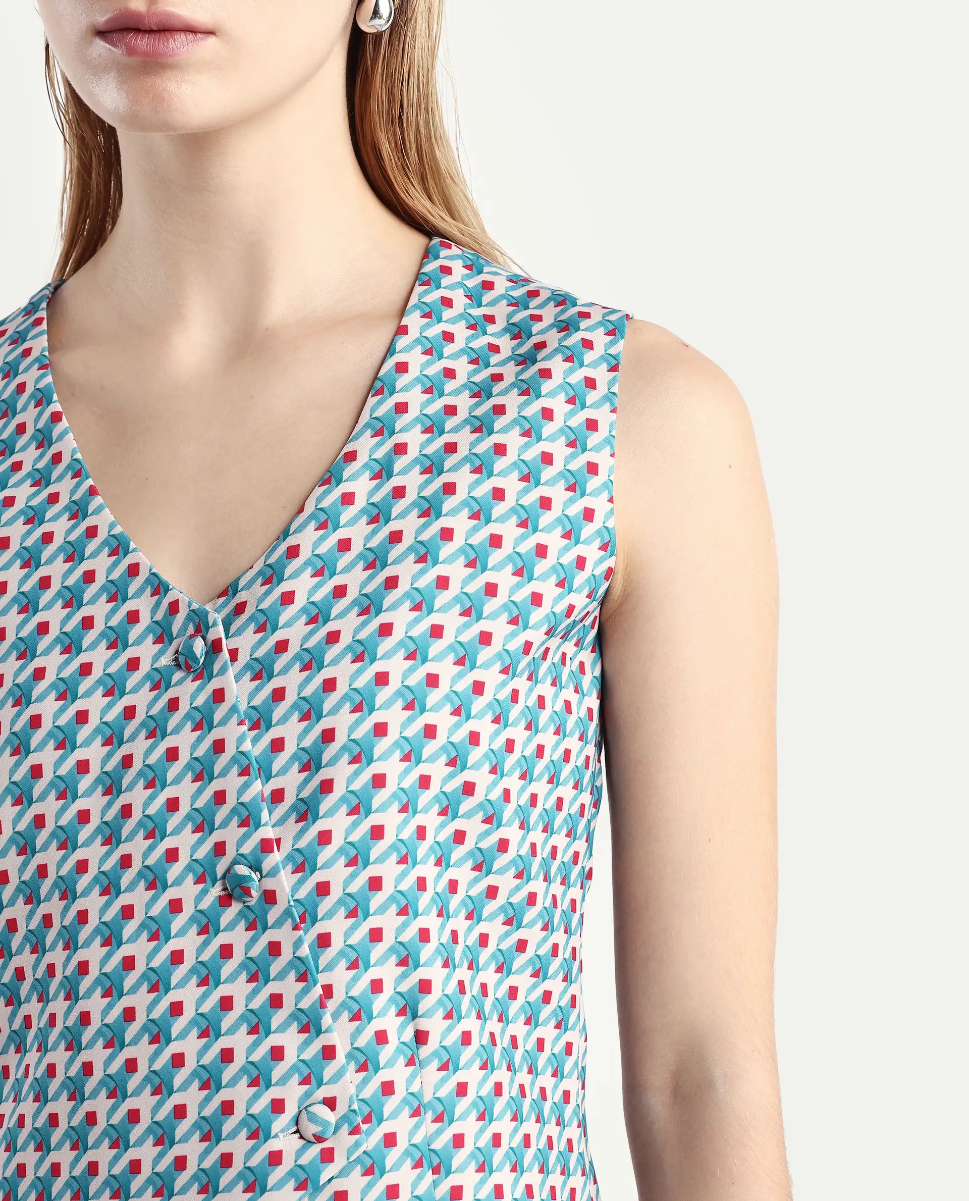 Rareism Women's Utkil Multi Polyester V-Neck Houndstooth Print Sleeveless Crop Regular Fit Top