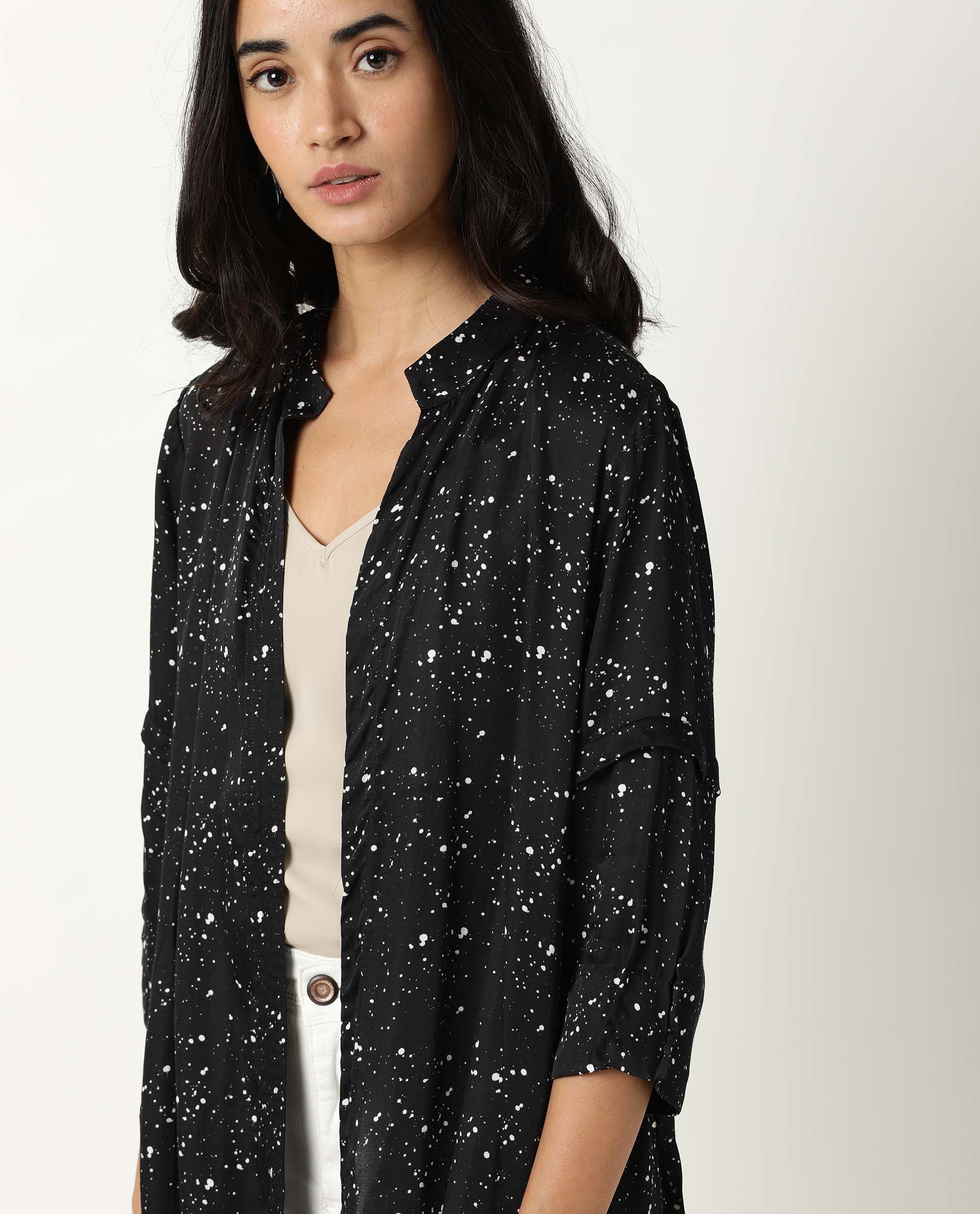 Rareism Women Dune Black Overlayer Short Sleeves Printed