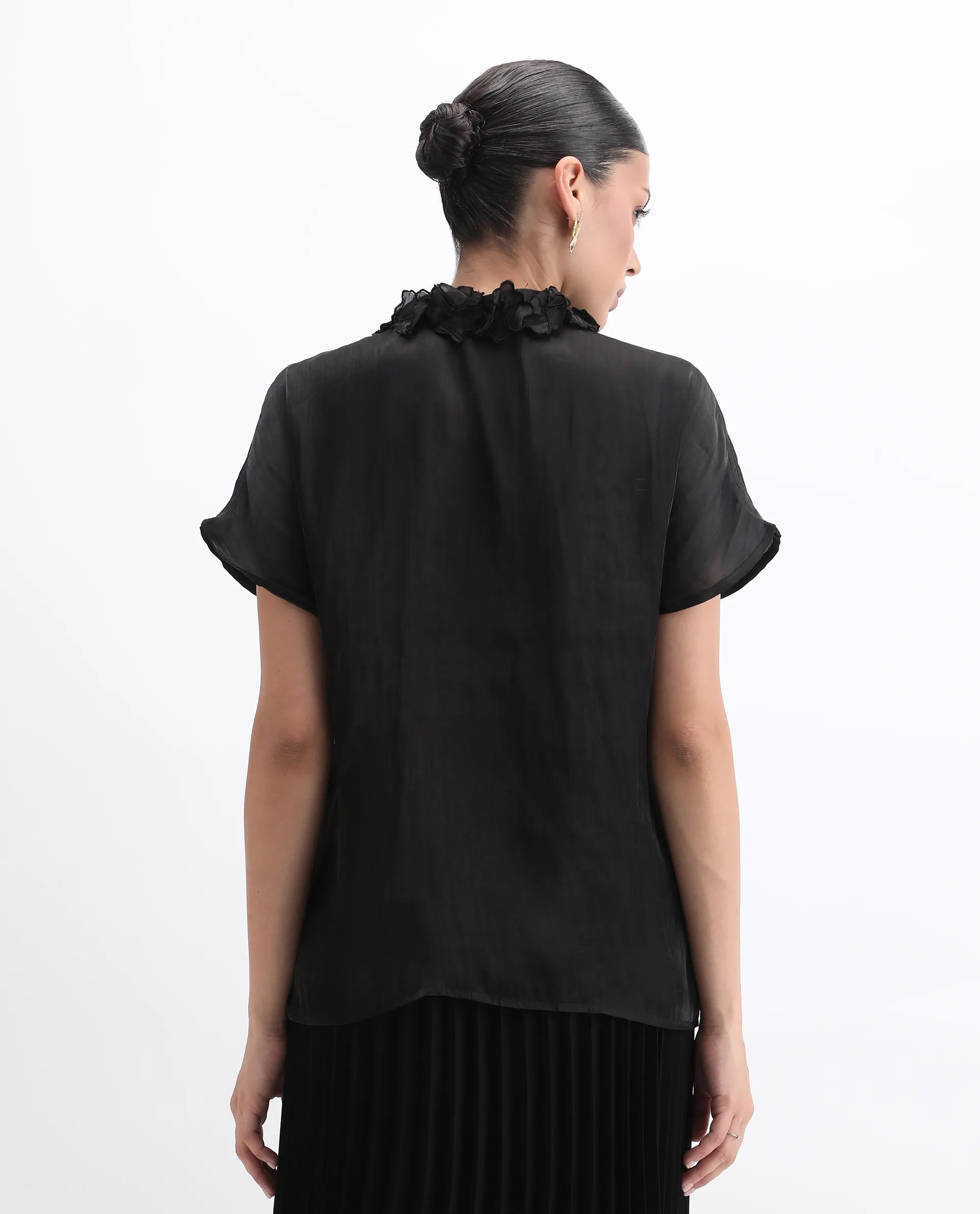 Rareism Women's Varfa Black Polyester Drop Collar Plain Boxy Fit Shirt