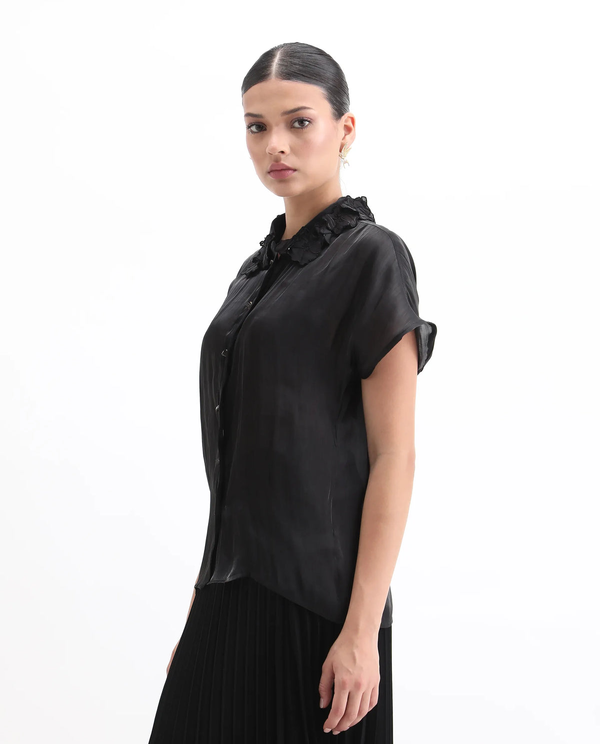 Rareism Women's Varfa Black Polyester Drop Collar Plain Boxy Fit Shirt