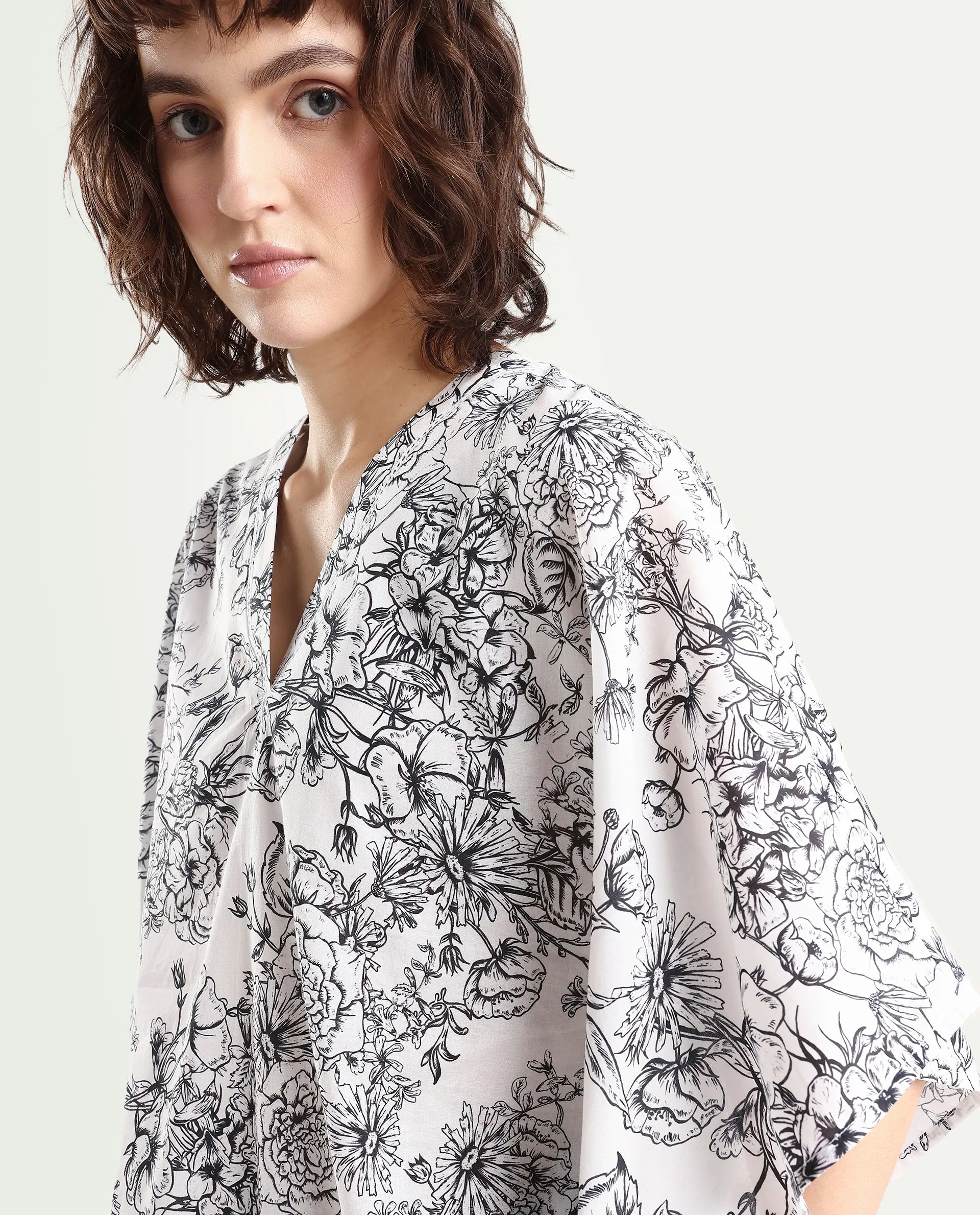 Rareism Women's Vasil White Cotton Half Sleeve V-Neck Regular Fit Floral Print Top