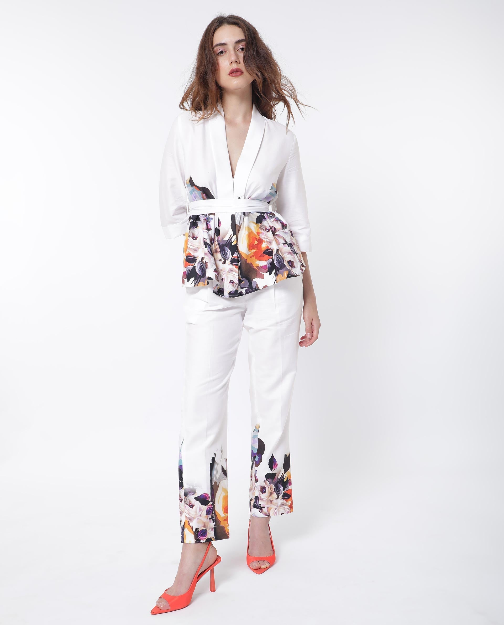 Rareism Women Weigen White Cotton Fabric Relaxed Fit Floral Print Ankle Length Trousers