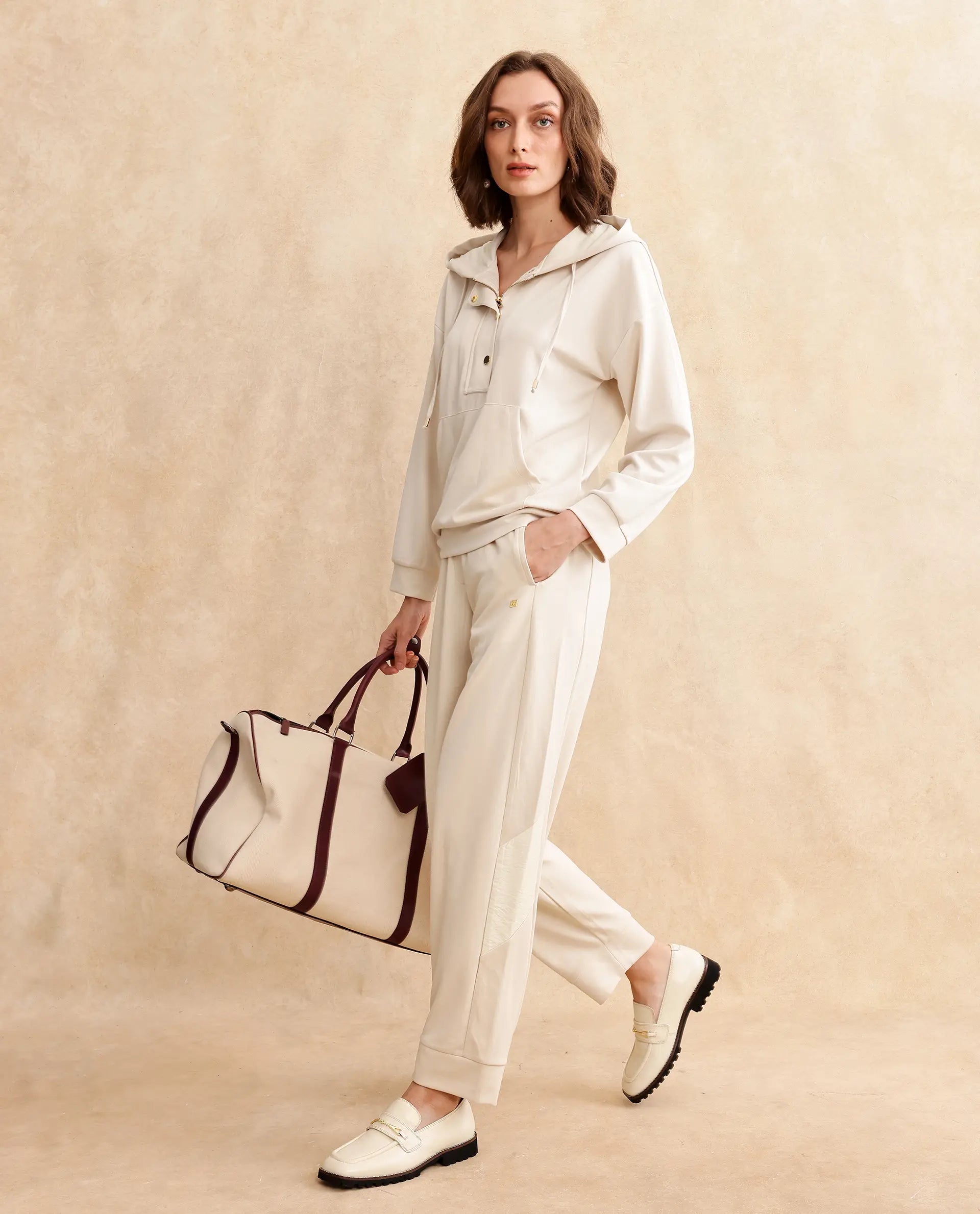 Rareism Women's Yalova Off White Modal Blend Hooded Plain Relaxed Fit Sweatshirt