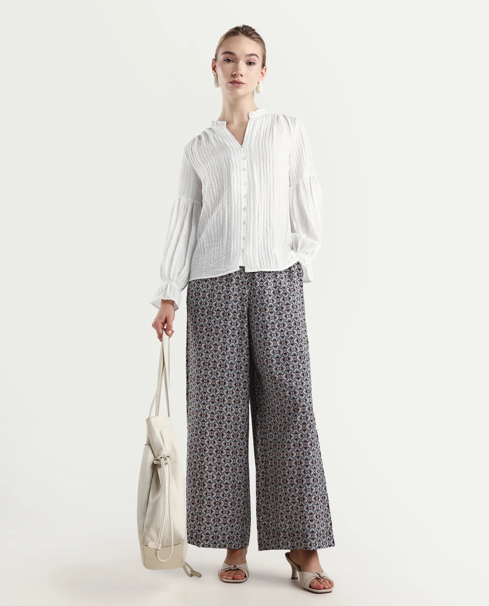 Rareism Women's Cotton Blend V-Neck Plain Lantern Sleeve Regular Fit Top