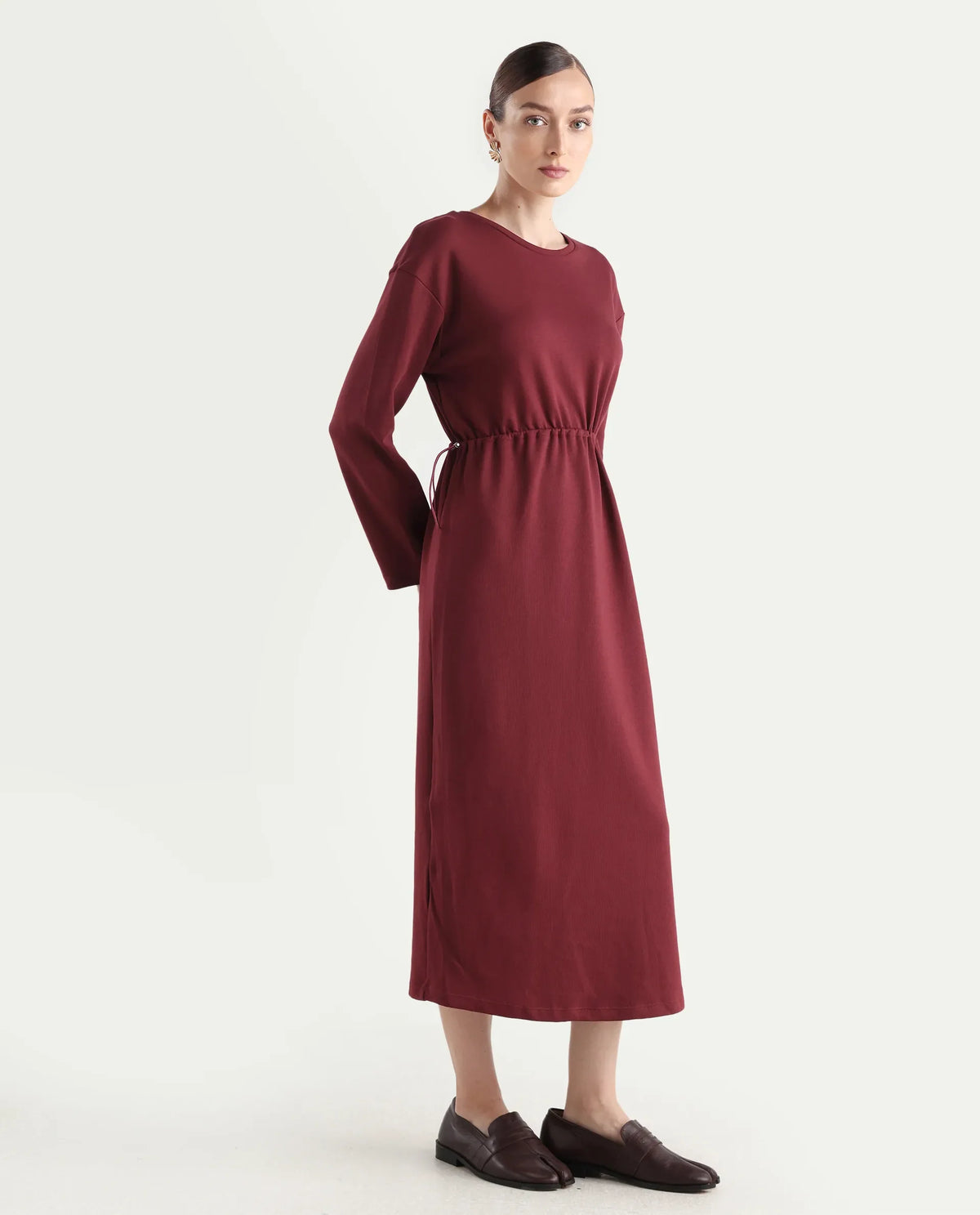 Rareism Women's Zarene Maroon Cotton Cotton Blend Crew Neck Plain Maxi Regular Fit Dress