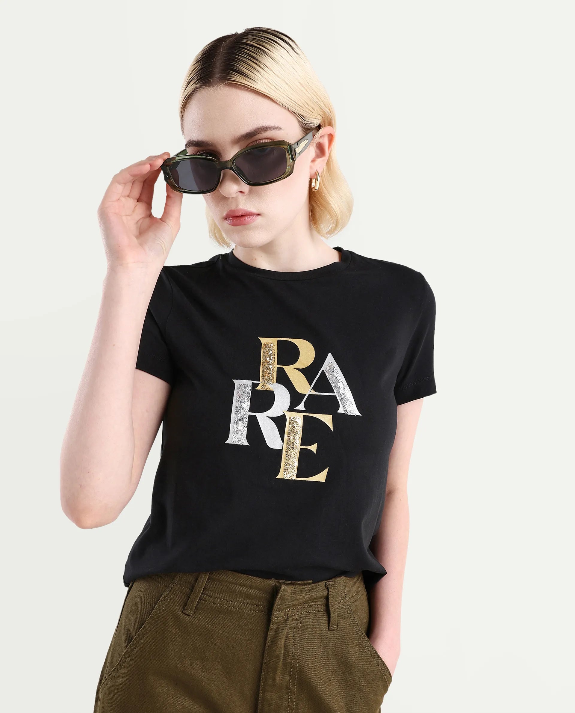 Rareism Women's Zebec Black Cotton Blend Crew Neck Graphic Print Regular Fit T-Shirt