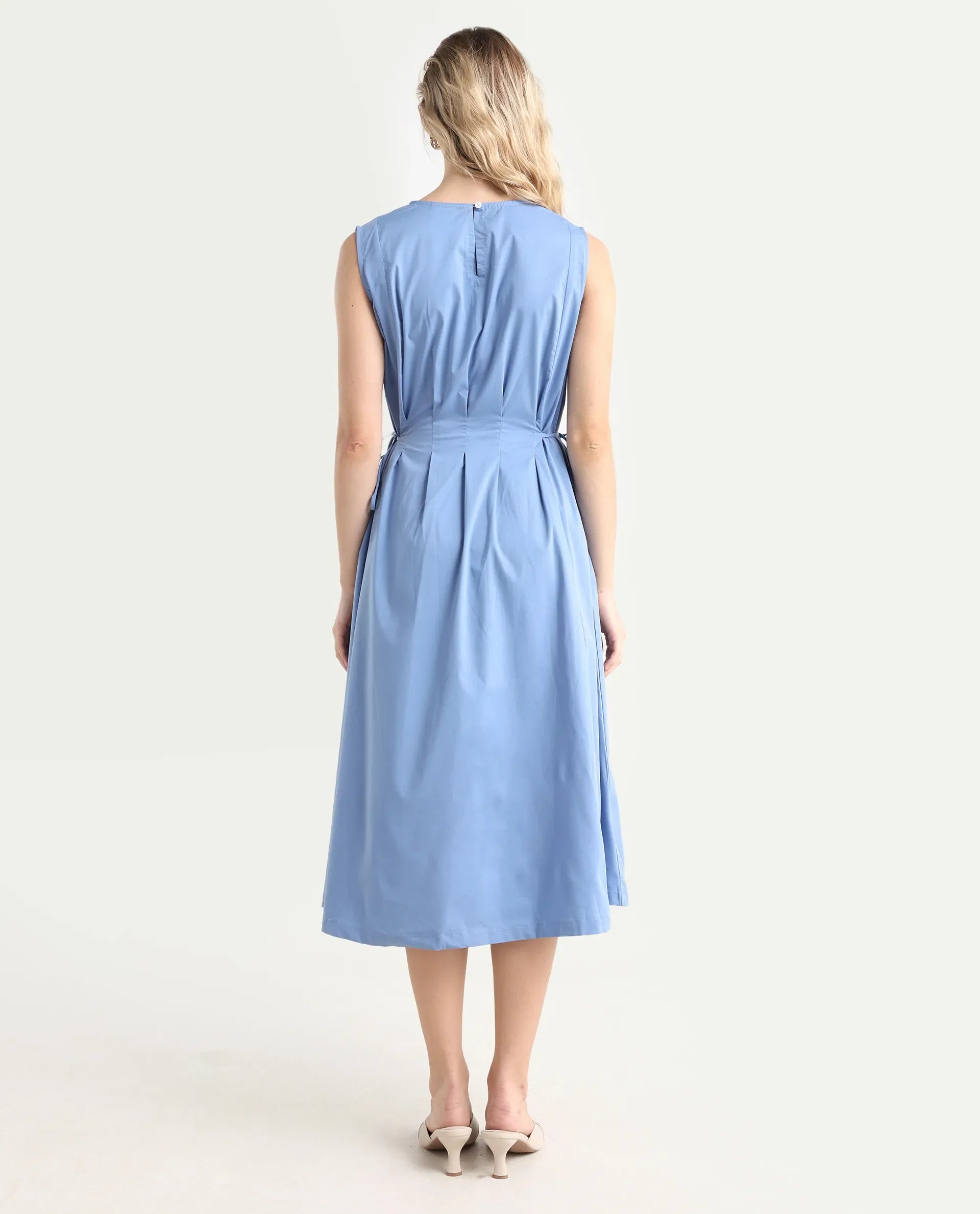 Rareism Women's Zippo Blue Boat Neck Plain Sleeveless Knee Length Regular Fit Dress