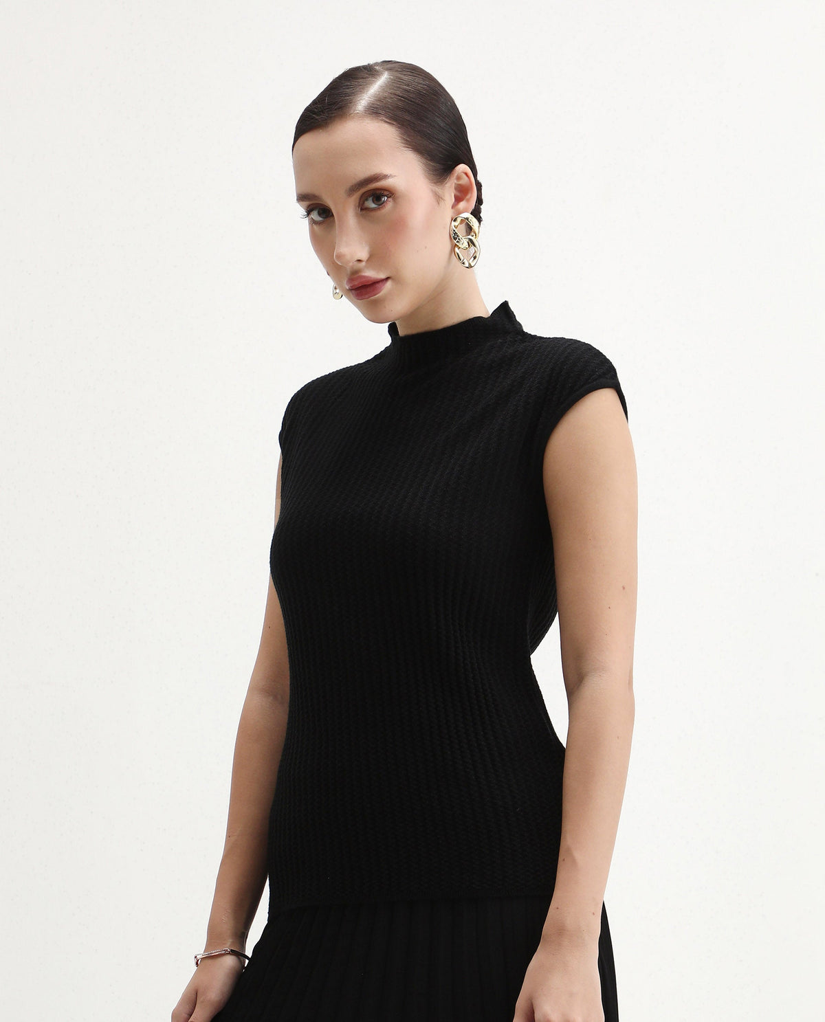 Rareism Women's Afmat Black Acrylic High Neck Plain Sleeveless Regular Fit Top