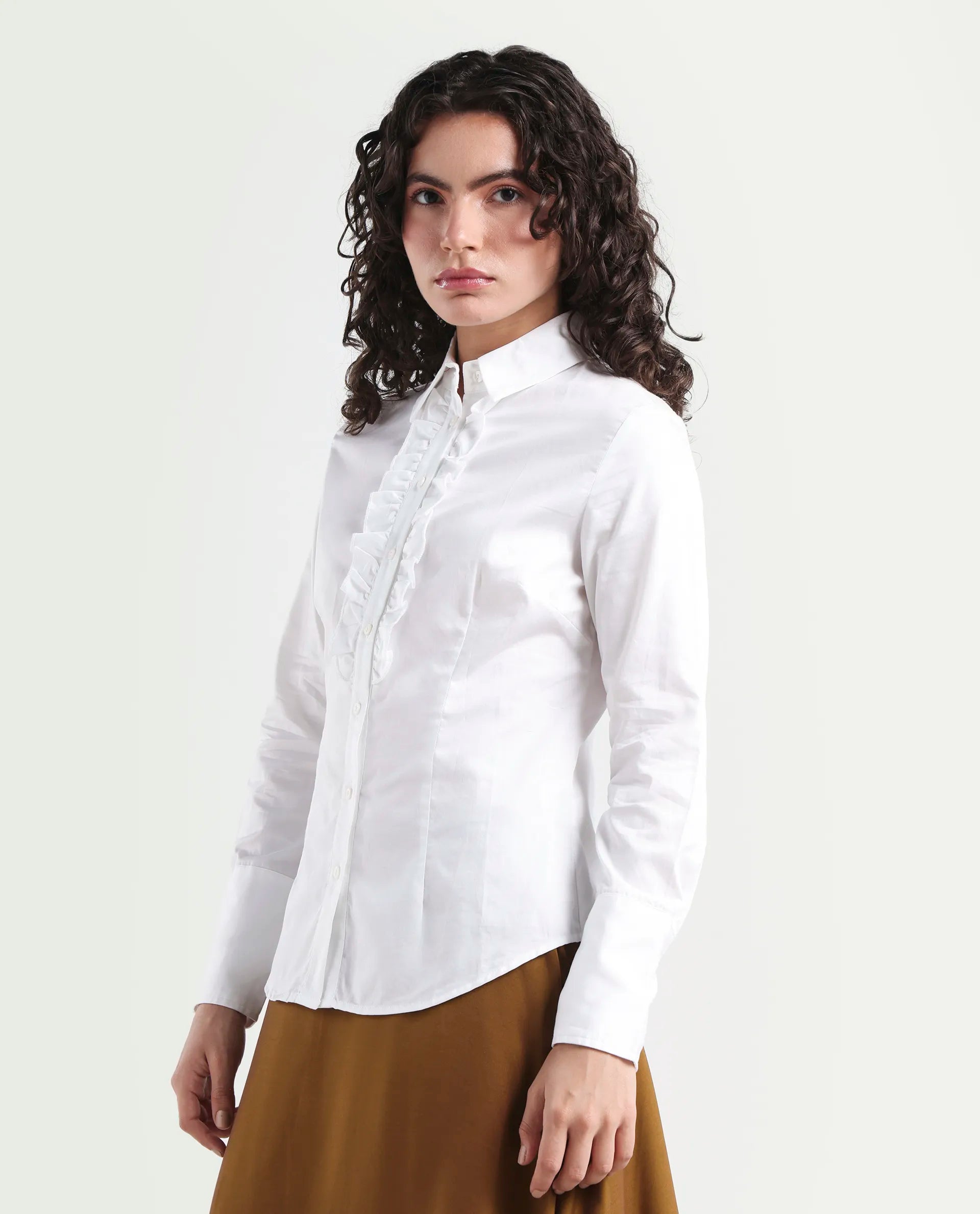 Rareism Women's Aubrey White Cotton Spread Collar Plain Regular Fit Top