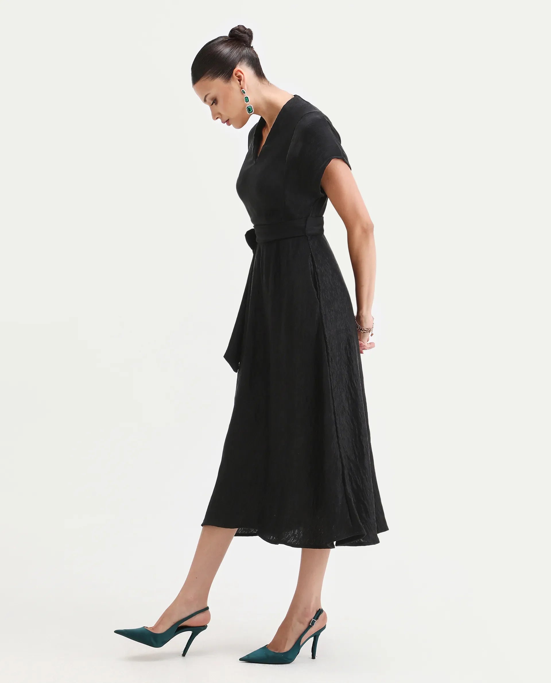 Rareism Women's Aviha Black Nylon Blend V-Neck Flared Plain Dress