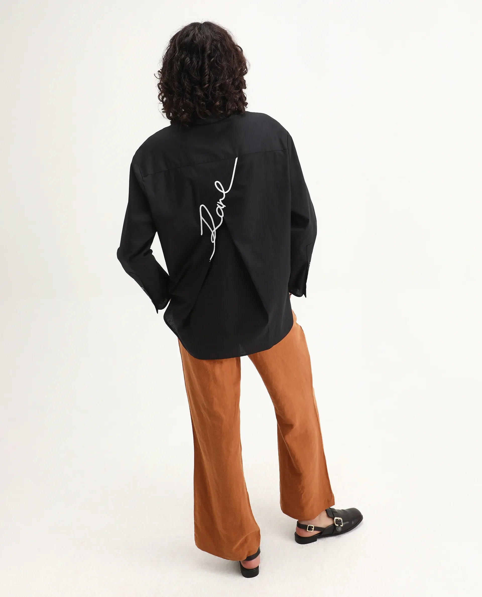 Rareism Women's Avilon Black Cotton Blend Spread Collar Plain Boxy Fit Shirt