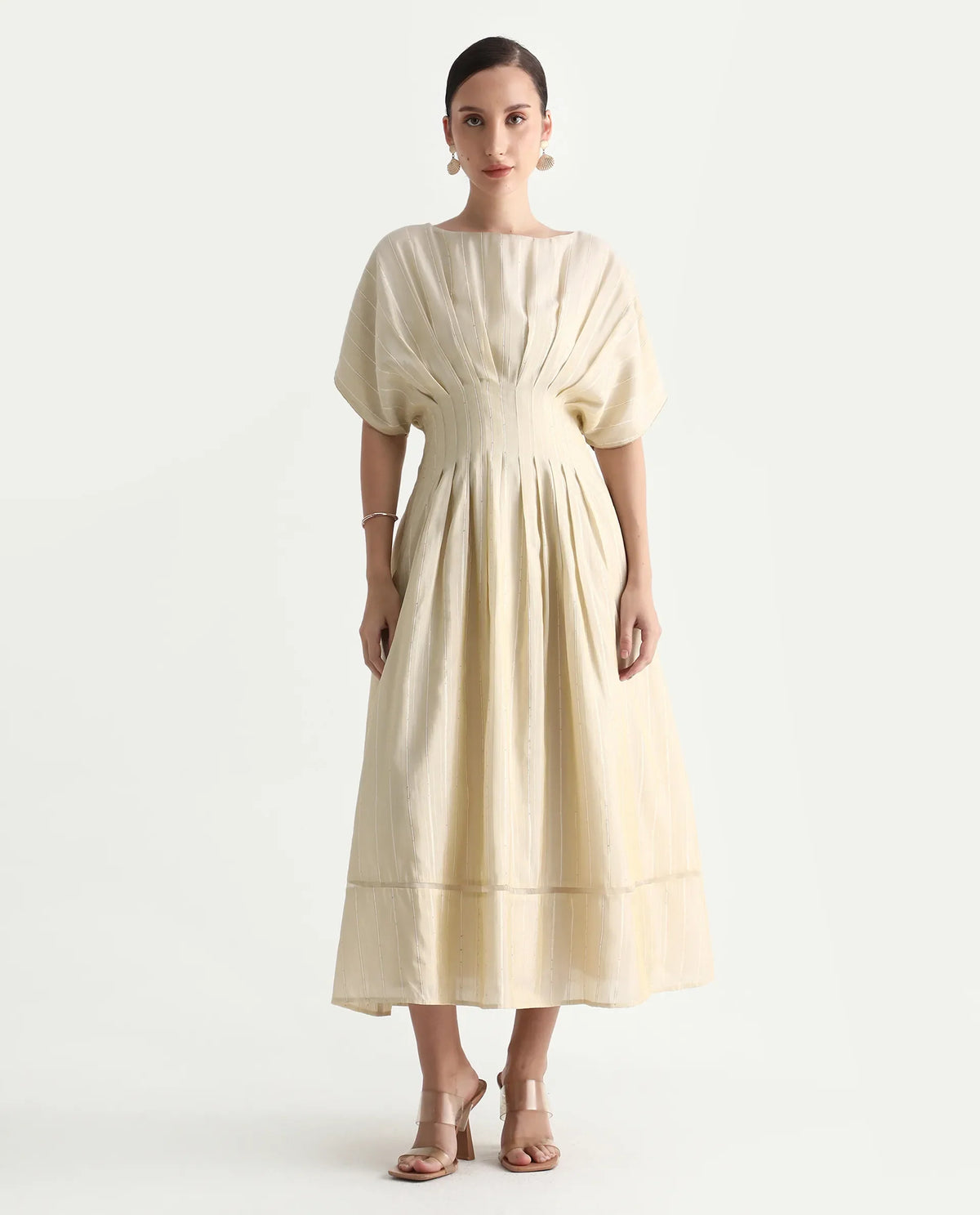 Rareism Women's Avimi Off White Viscose Round Neck Fit And Flare Plain Midi Dress