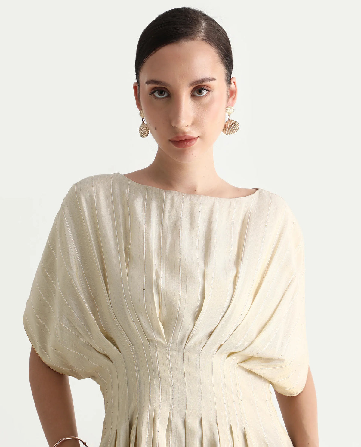 Rareism Women's Avimi Off White Viscose Round Neck Fit And Flare Plain Midi Dress