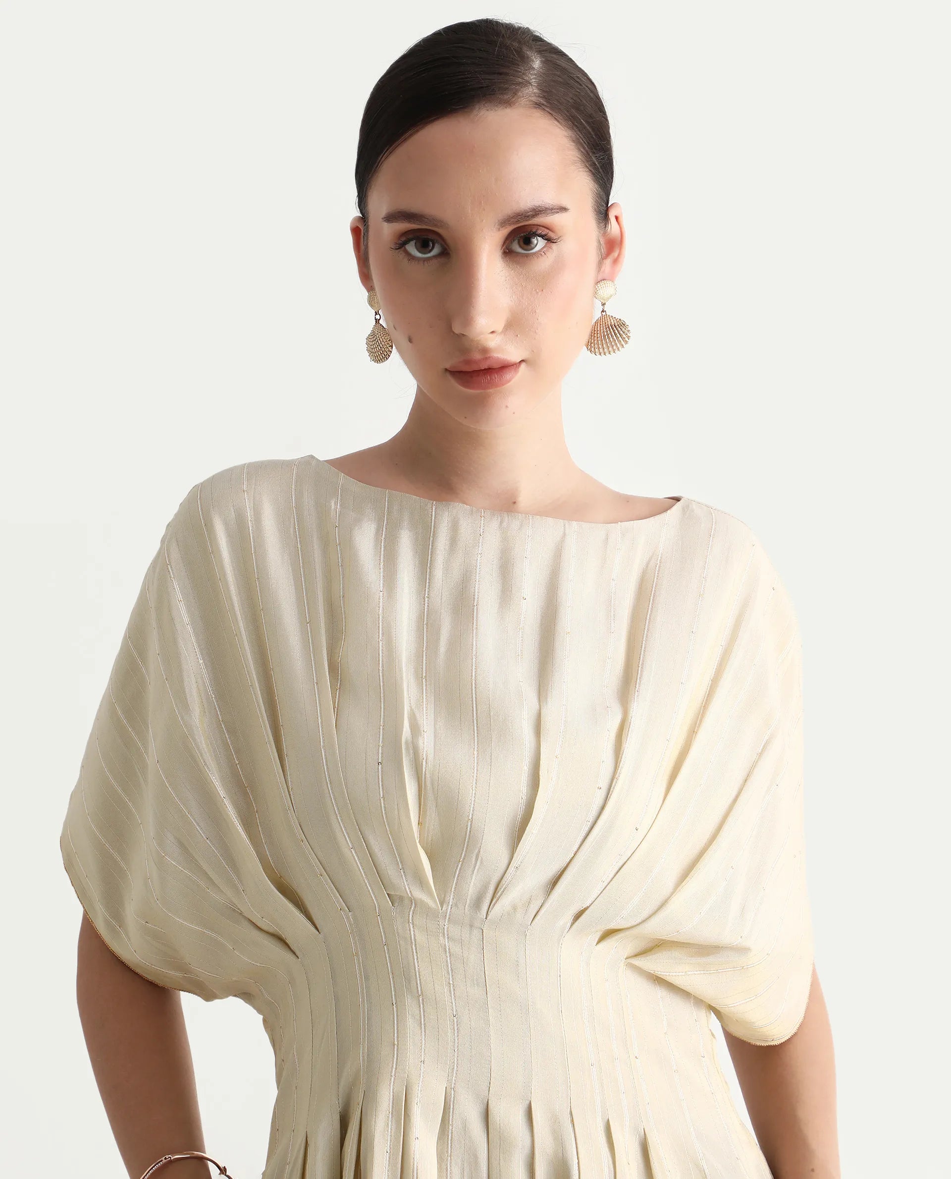 Rareism Women's Avimi Off White Viscose Round Neck Fit And Flare Plain Midi Dress