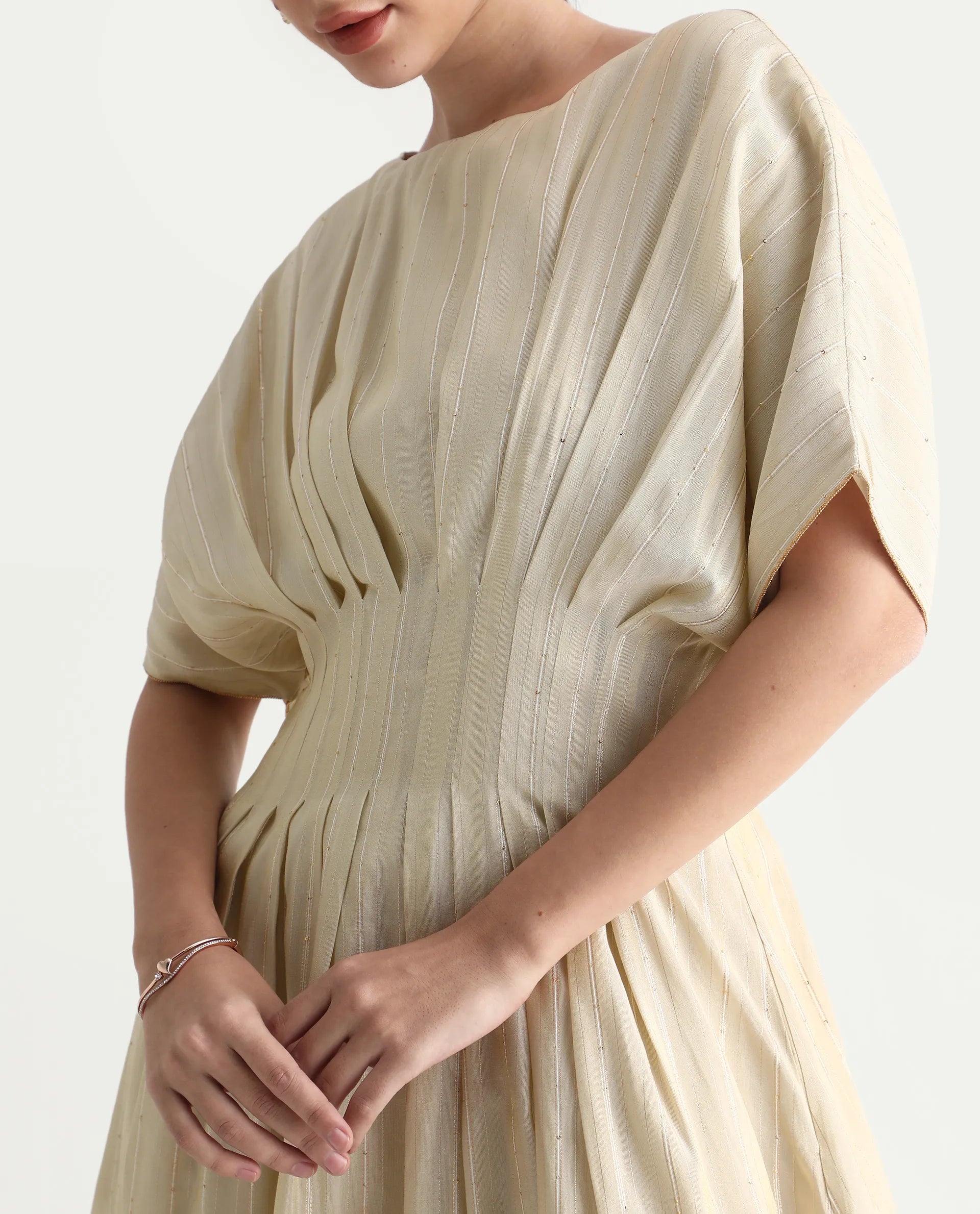 Rareism Women's Avimi Off White Viscose Round Neck Fit And Flare Plain Midi Dress