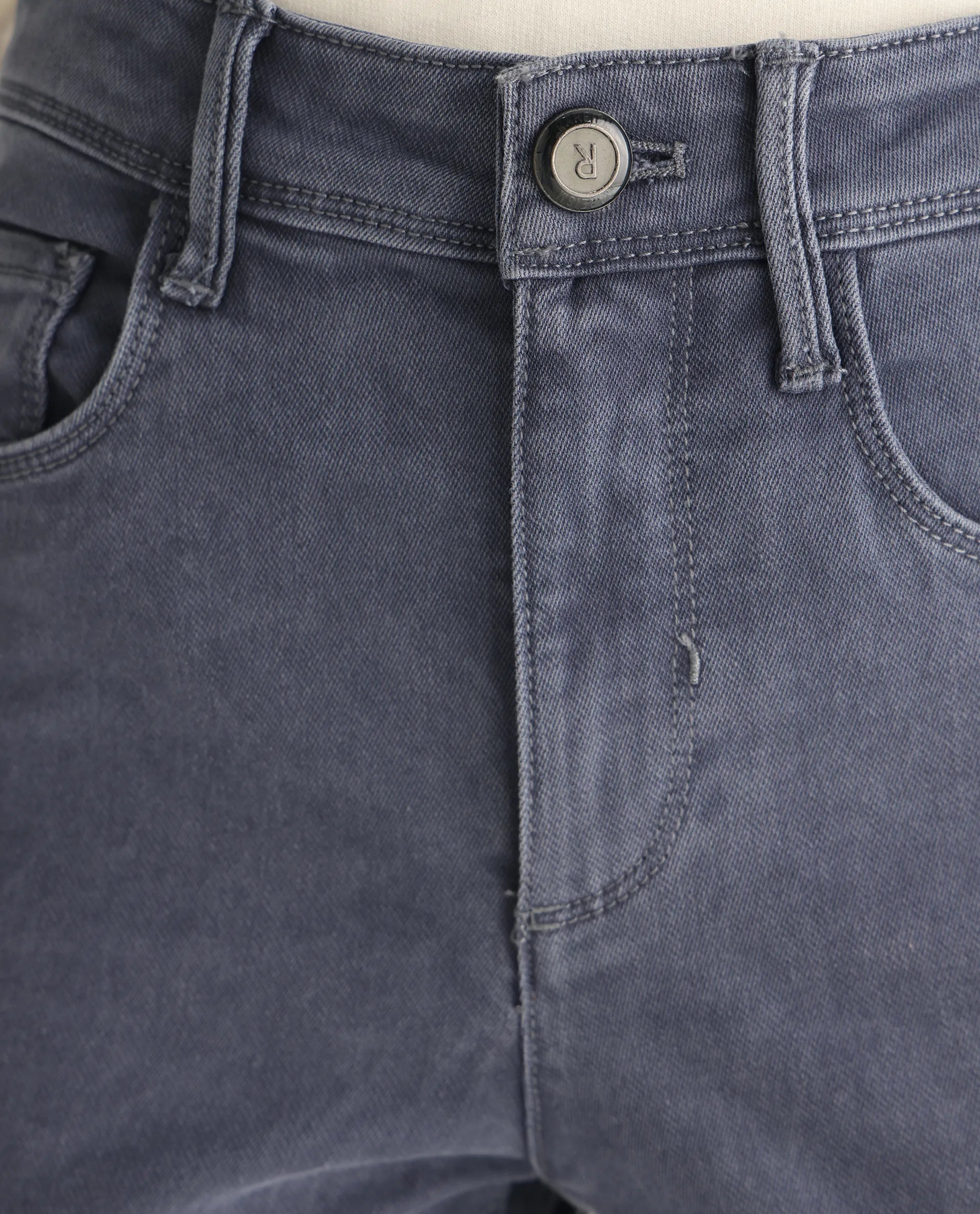 Rareism Women's Booter Grey Cotton Blend Plain Ankle Length Slim Fit Jeans