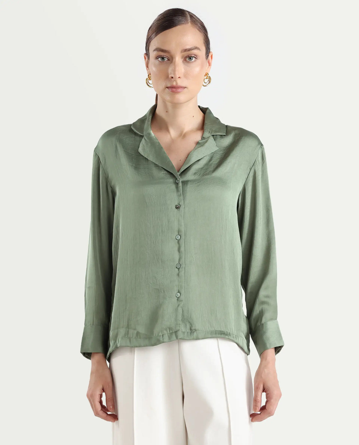 Rareism Women's Chant Light Green Lapel Neck Plain Cuffed Sleeve Regular Fit Top