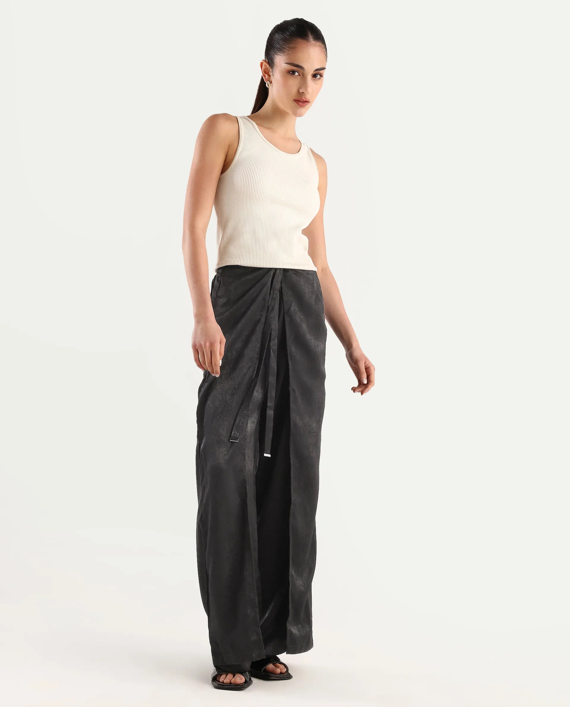 Rareism Women's Colet Black Polyester Plain Ankle Length Wide Trouser