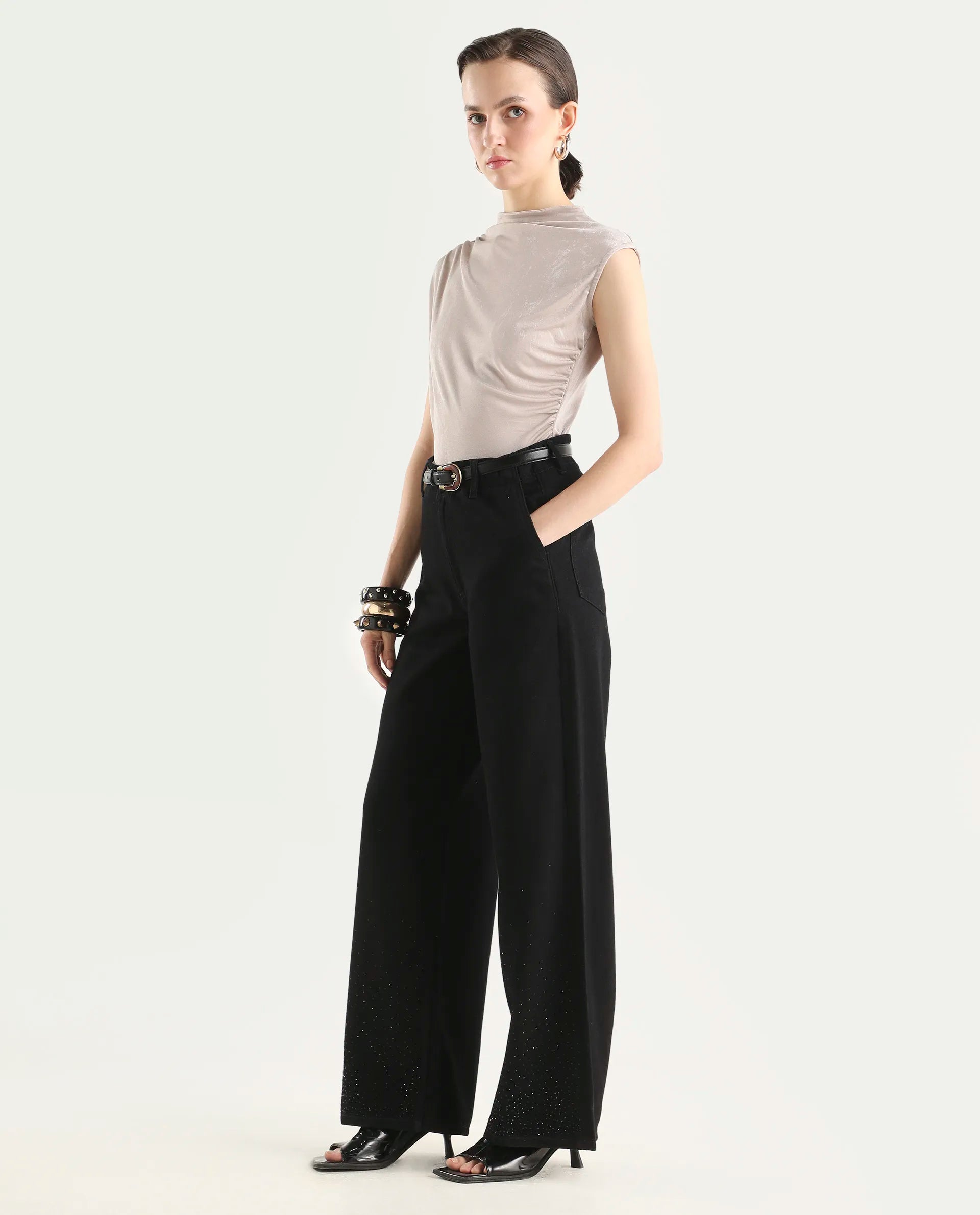 Rareism Women's Denir Black Cotton Wide Plain Jeans